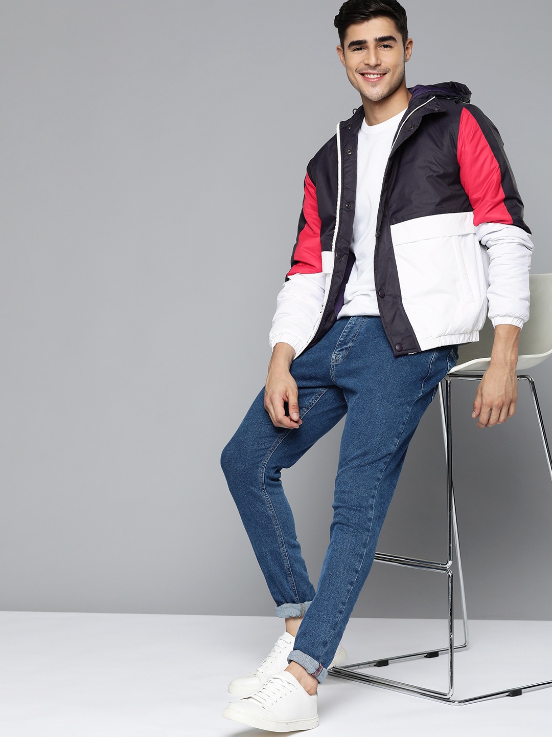 

Mast & Harbour Men Black & White Hooded Colourblocked Padded Jacket