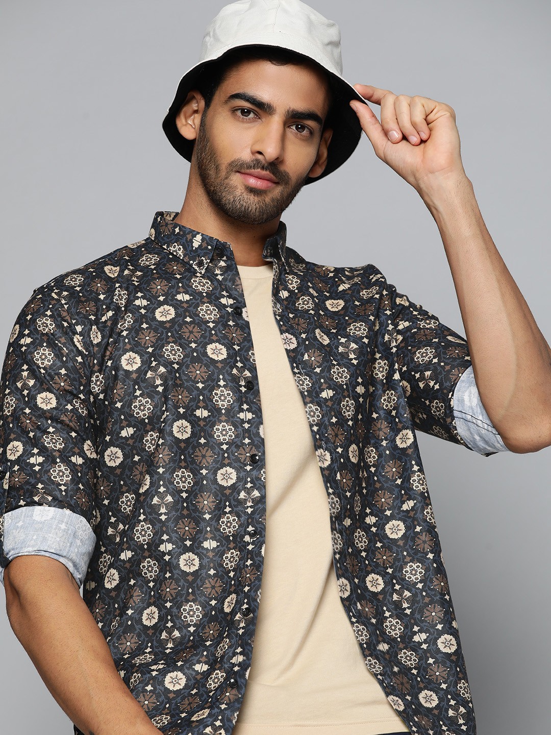 

DENNISON Men Navy Blue Smart Slim Fit Printed Semiformal Shirt