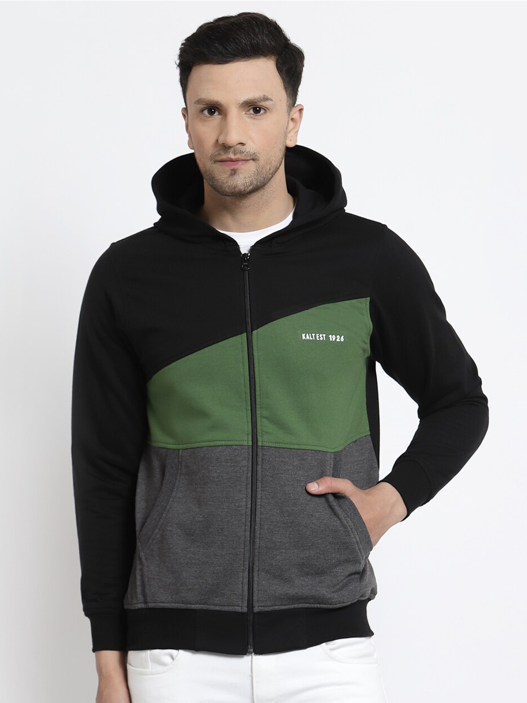 

Kalt Men Green Colourblocked Sweatshirt