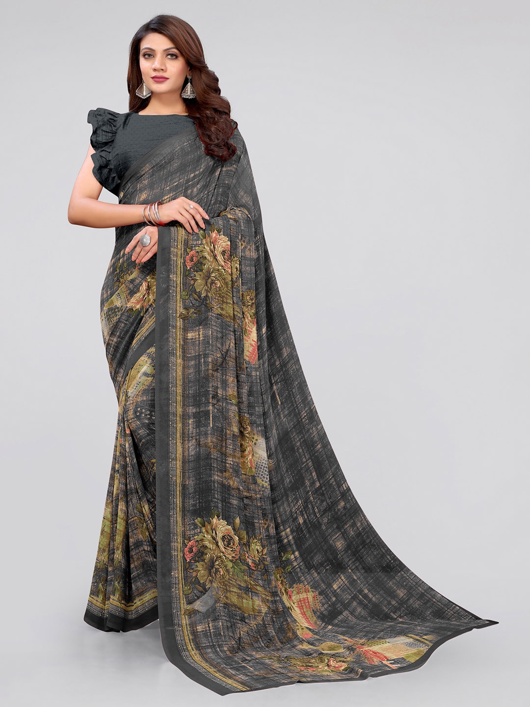 

MIRCHI FASHION Black & Green Floral Printed Saree
