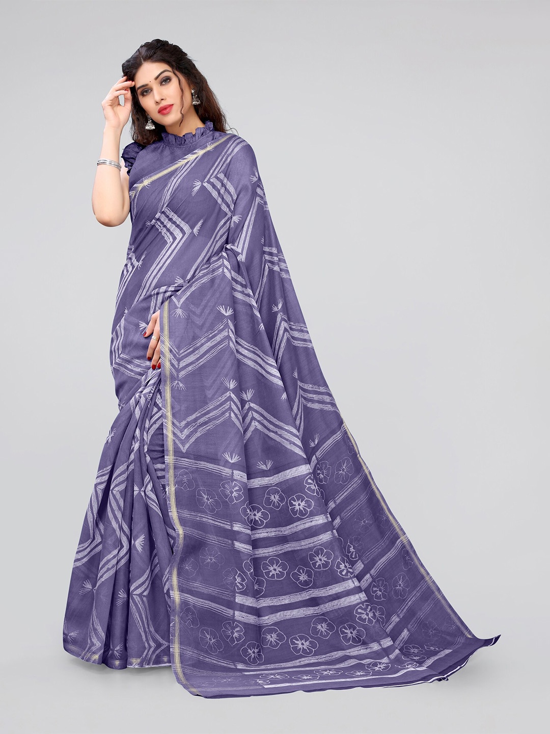 

MIRCHI FASHION Purple & White Zari Leheriya Saree