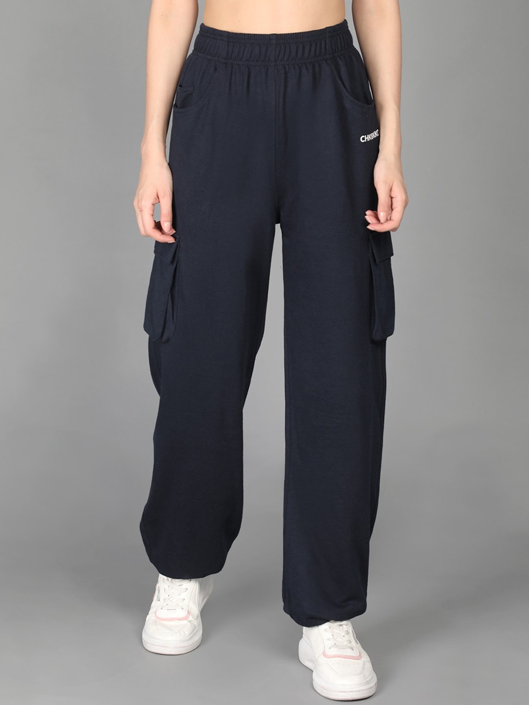 

CHKOKKO Women Navy Blue Solid Cotton Track Pants