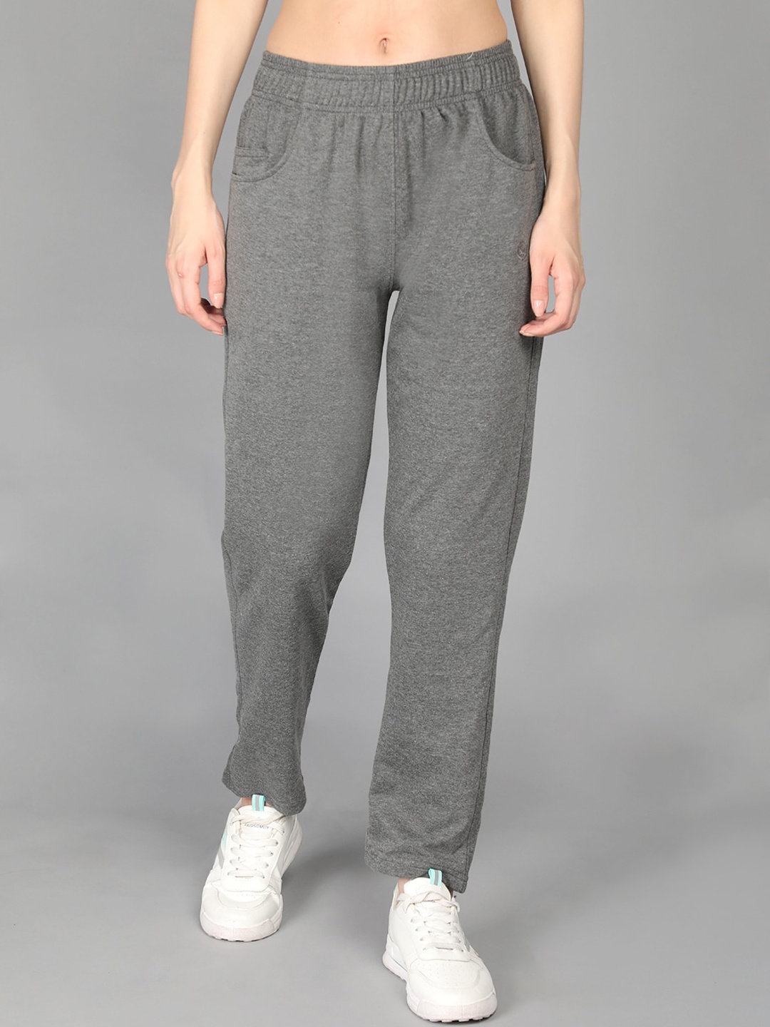 

CHKOKKO Women Grey Solid Relaxed-Fit Track Pants