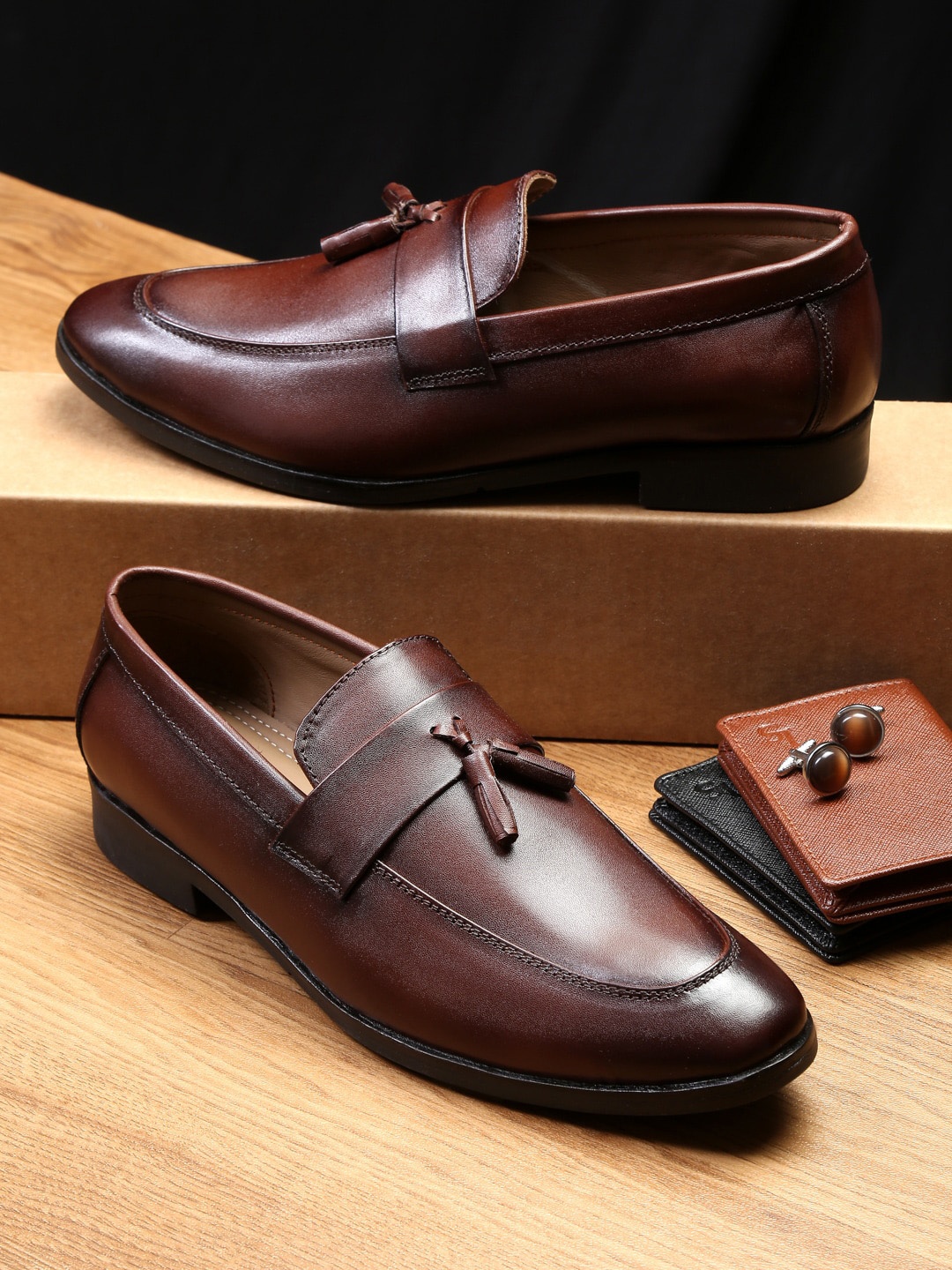 

LOUIS STITCH Men Tan Leather Slip-On Loafers