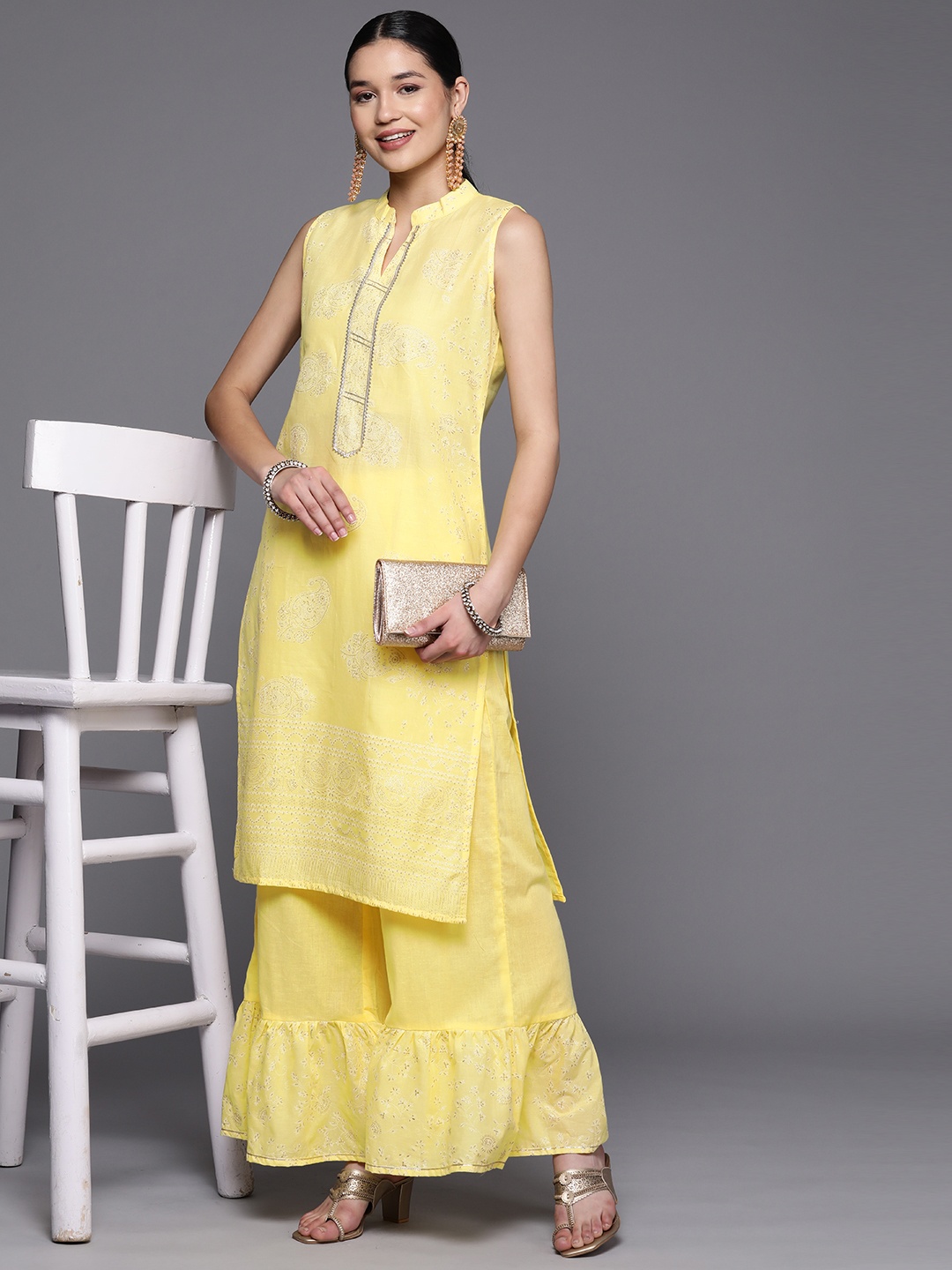 

Ahalyaa Women Yellow Printed Gotta Patti Pure Cotton Kurta with Sharara