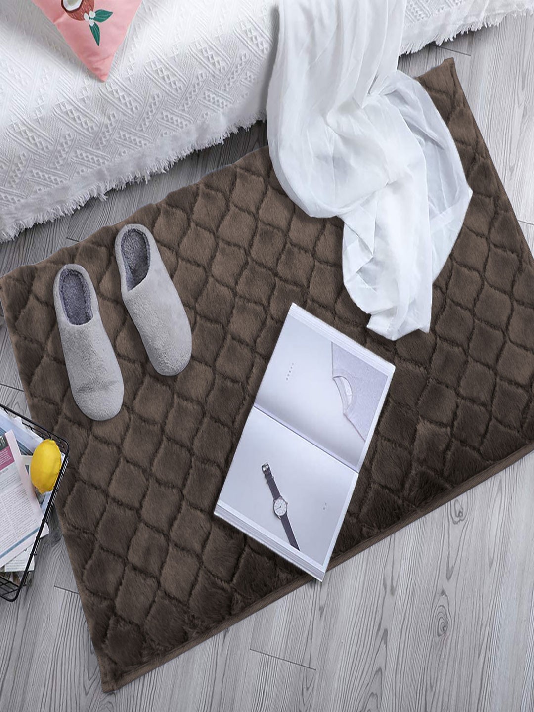 

LUXEHOME INTERNATIONAL Coffee Brown Colored Solid 1000 GSM Rectangular Bath Rugs