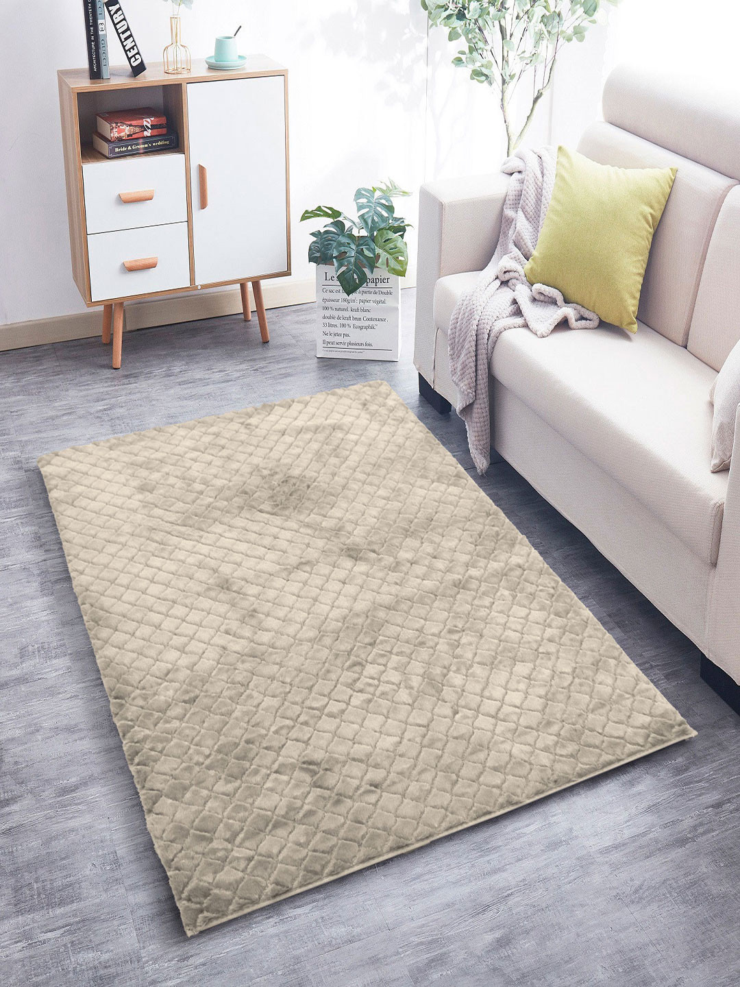 

LUXEHOME INTERNATIONAL Beige Solid Anti-Skid Rectangular Carpet