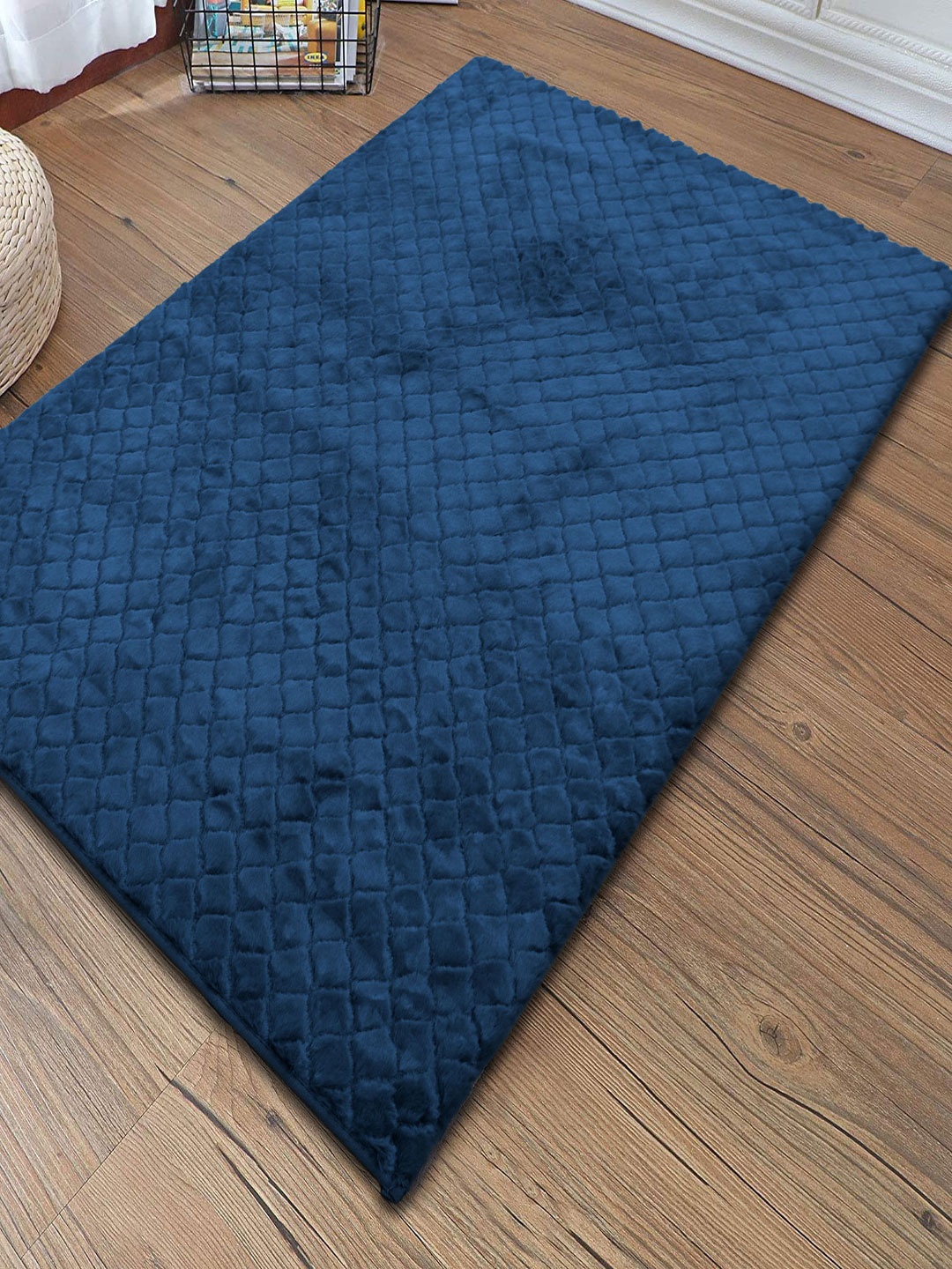 

LUXEHOME INTERNATIONAL Teal Checked Carpets