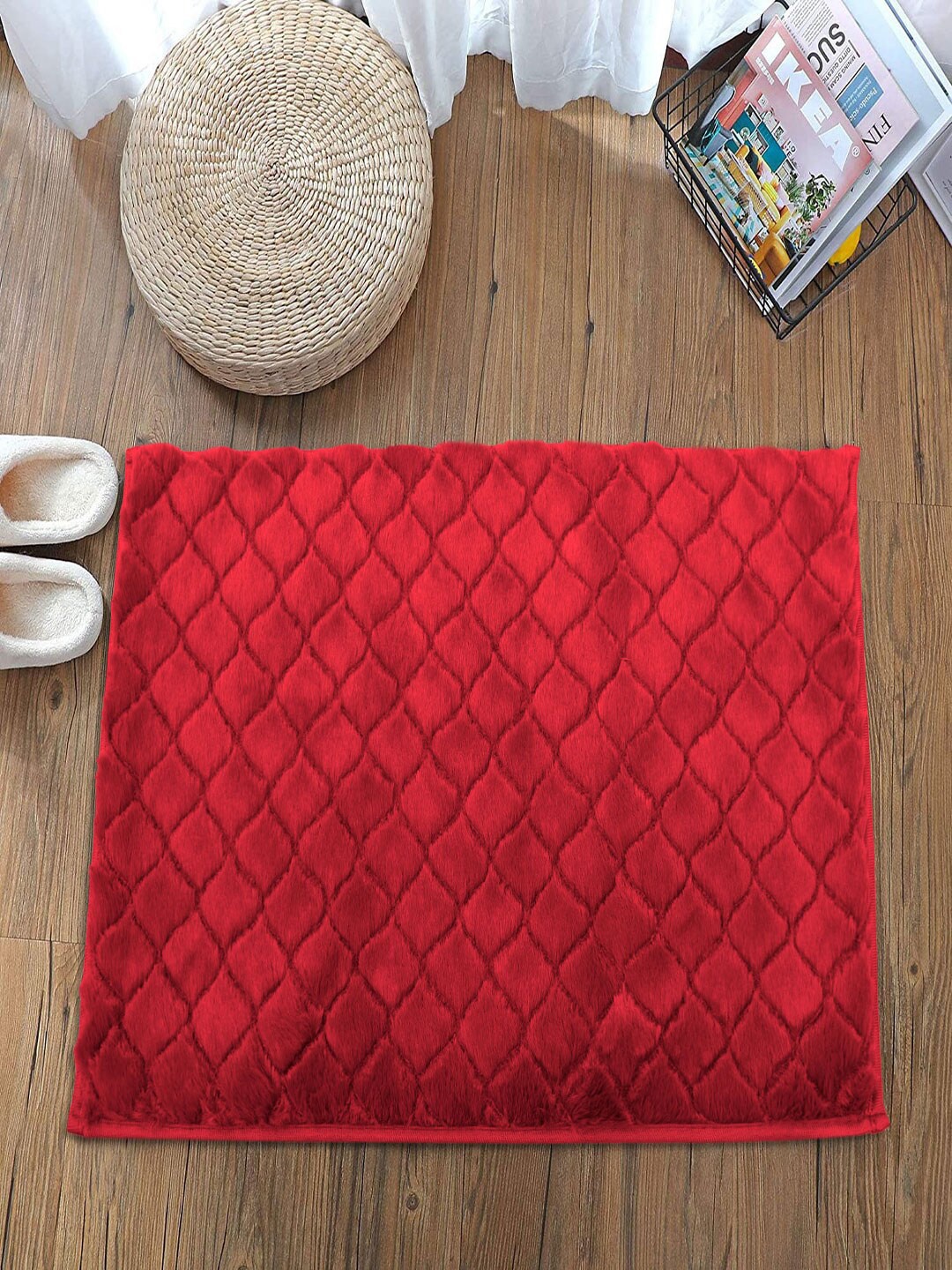 

LUXEHOME INTERNATIONAL Red Checked 1000 GSM Bath Rugs