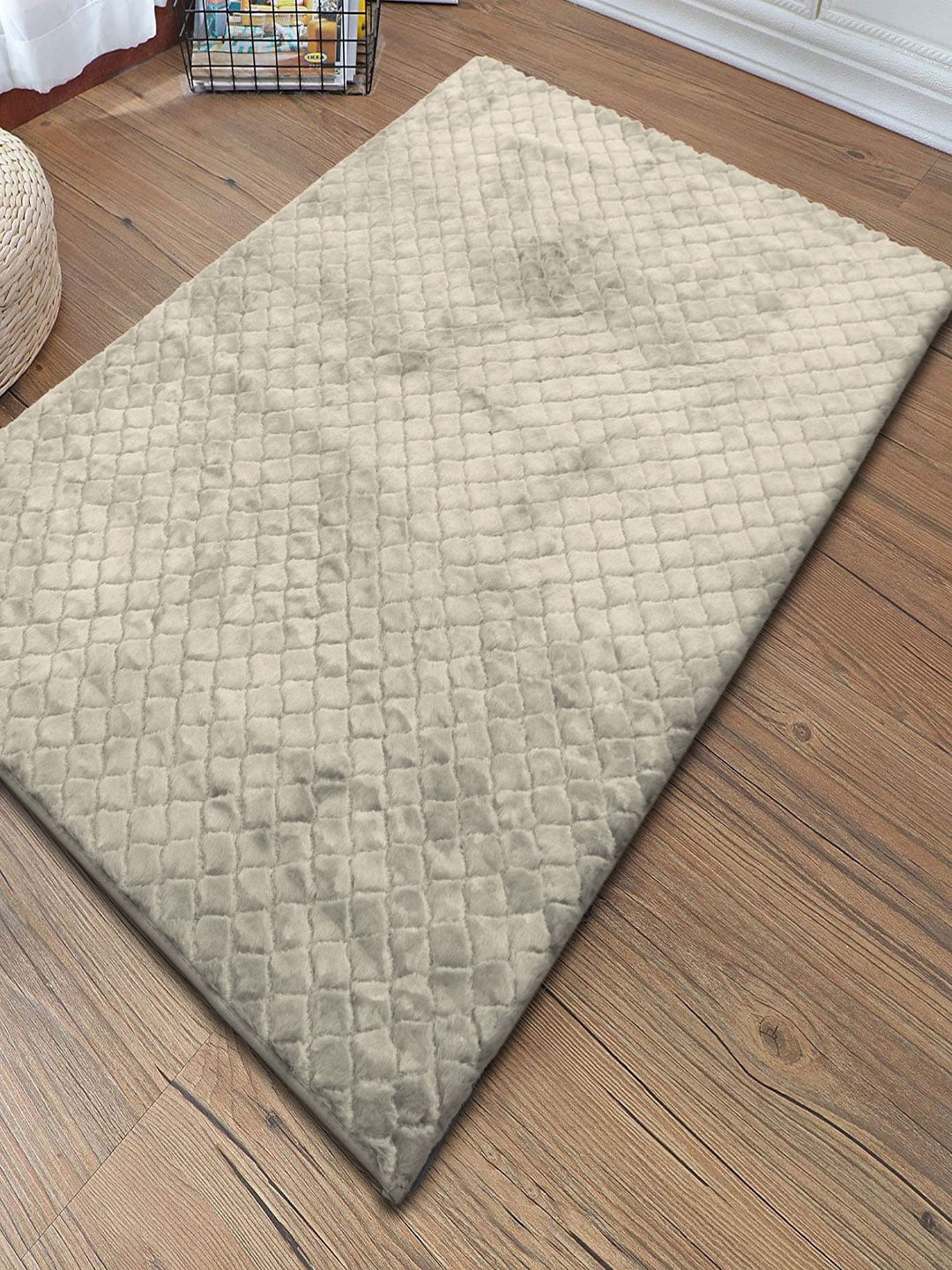 

LUXEHOME INTERNATIONAL Beige Solid Anti-Skid Rectangular Carpets
