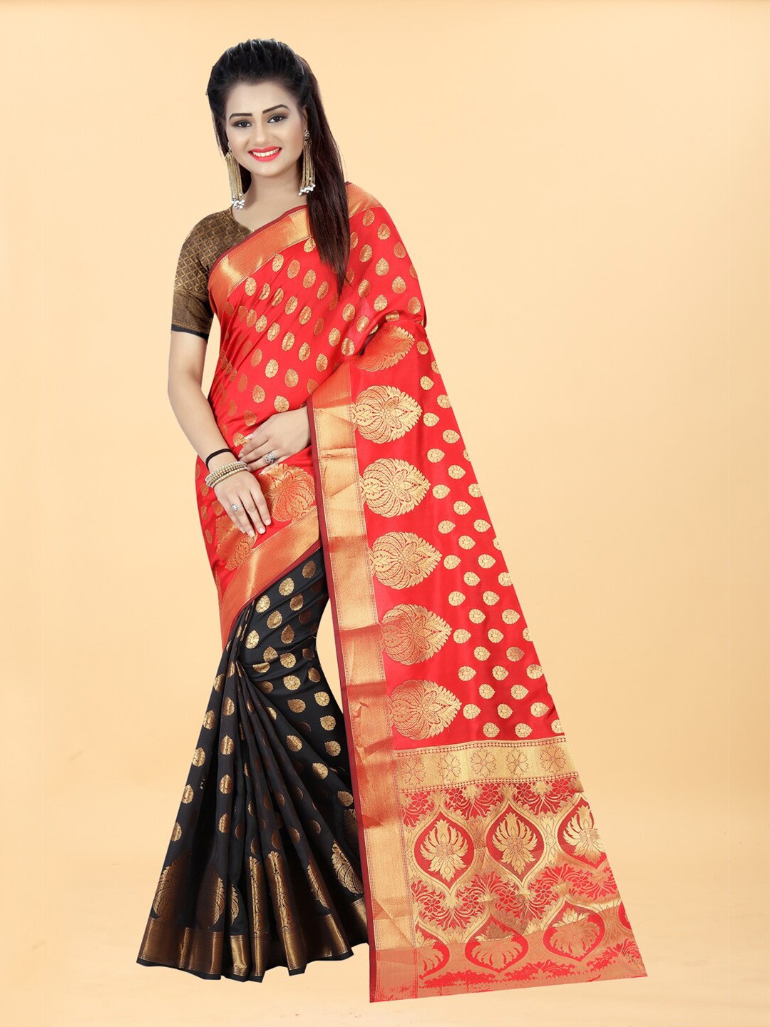 

Hinayat Fashion Black & Red Ethnic Motifs Zari Silk Blend Banarasi Saree