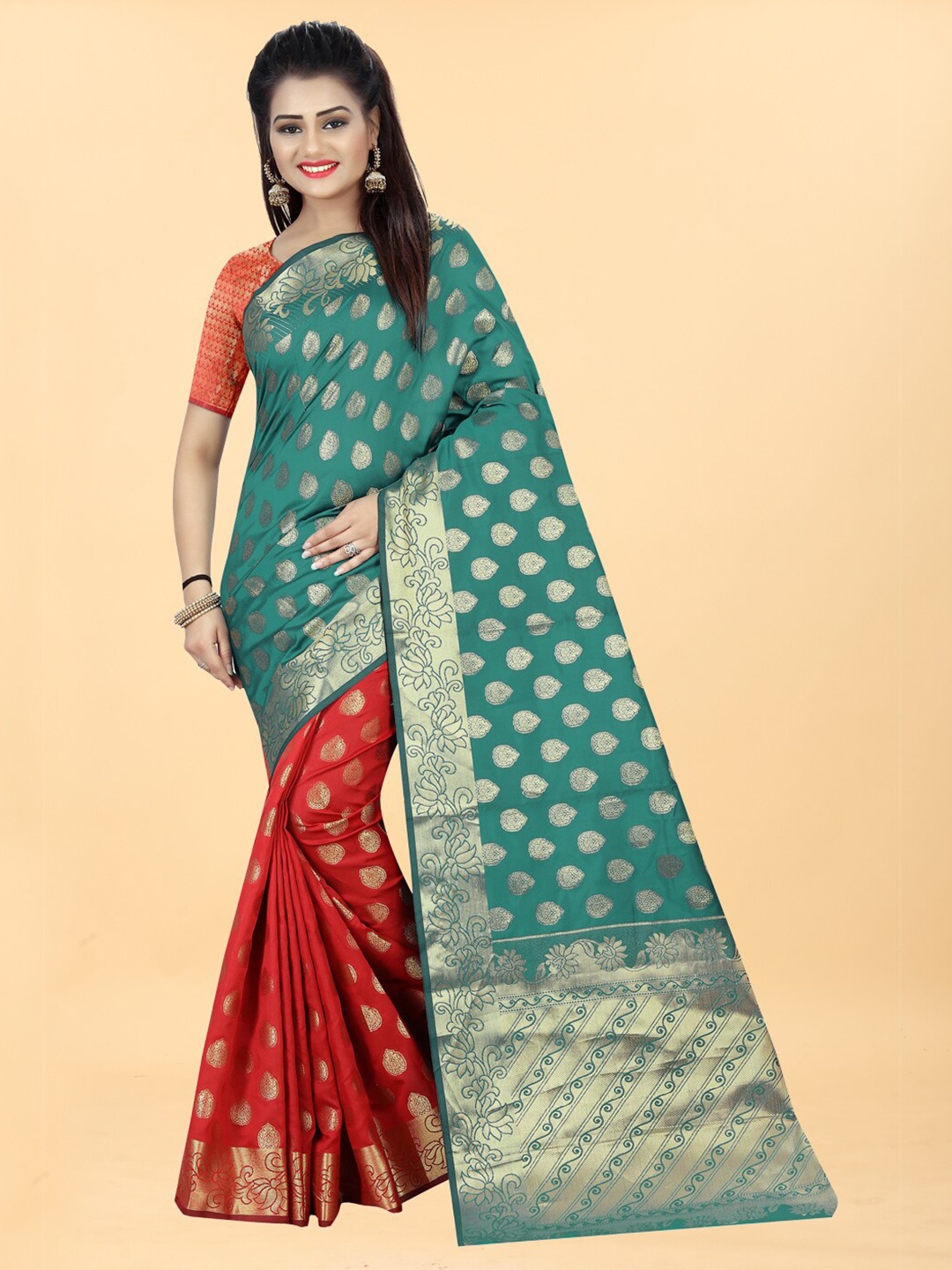 

Hinayat Fashion Red & Green Woven Design Zari Silk Blend Banarasi Saree