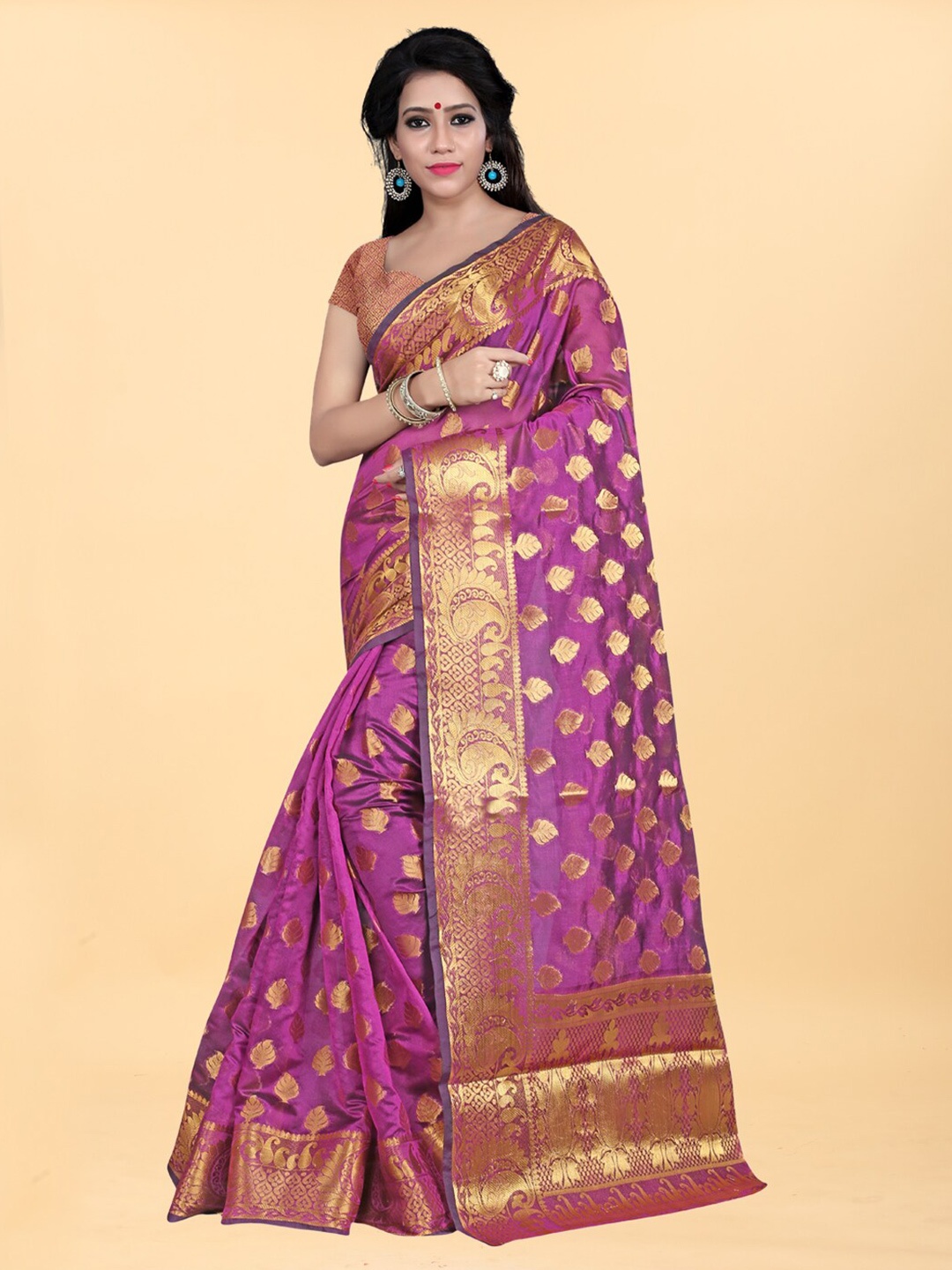 

Hinayat Fashion Pink & Gold-Toned Woven Design Zari Silk Blend Banarasi Saree