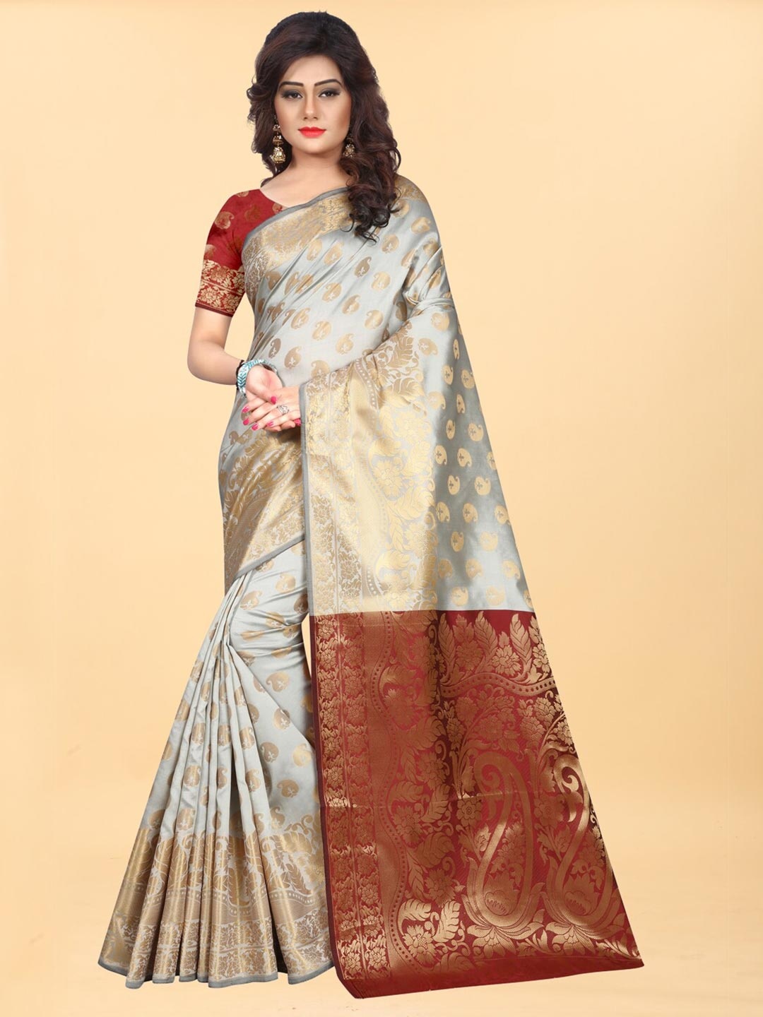 

Hinayat Fashion Grey & Maroon Woven Design Zari Silk Blend Banarasi Saree