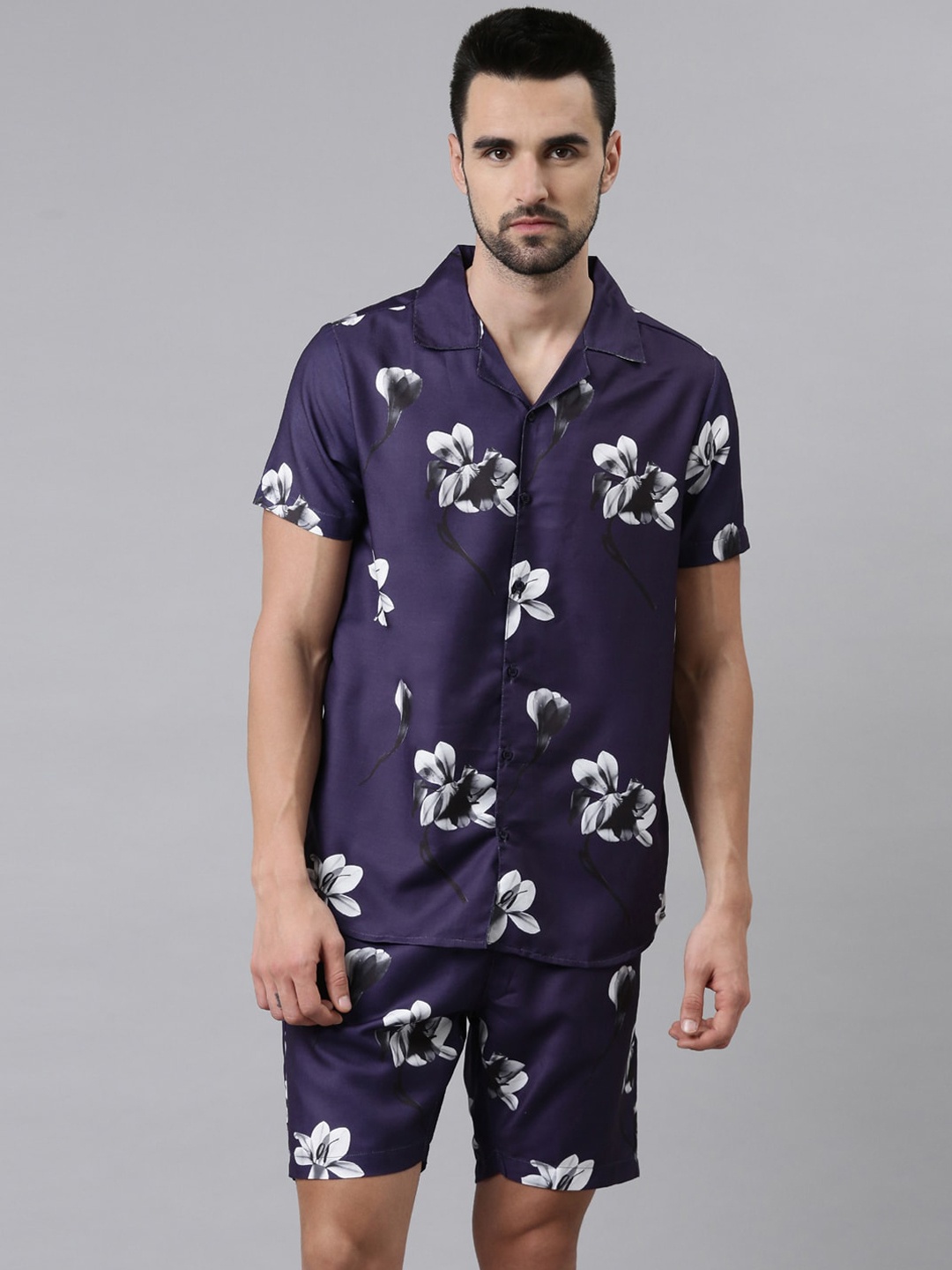 

Bushirt Men Purple & Off White Printed Night suit