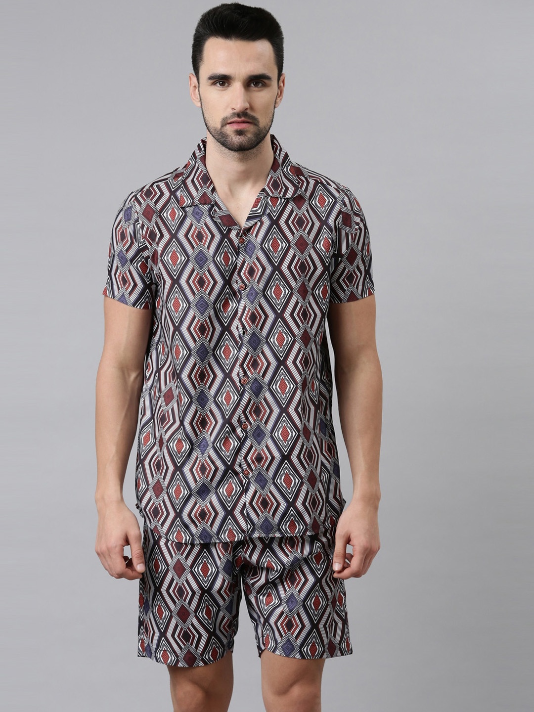 

Bushirt Men Black & Maroon Printed Night suit