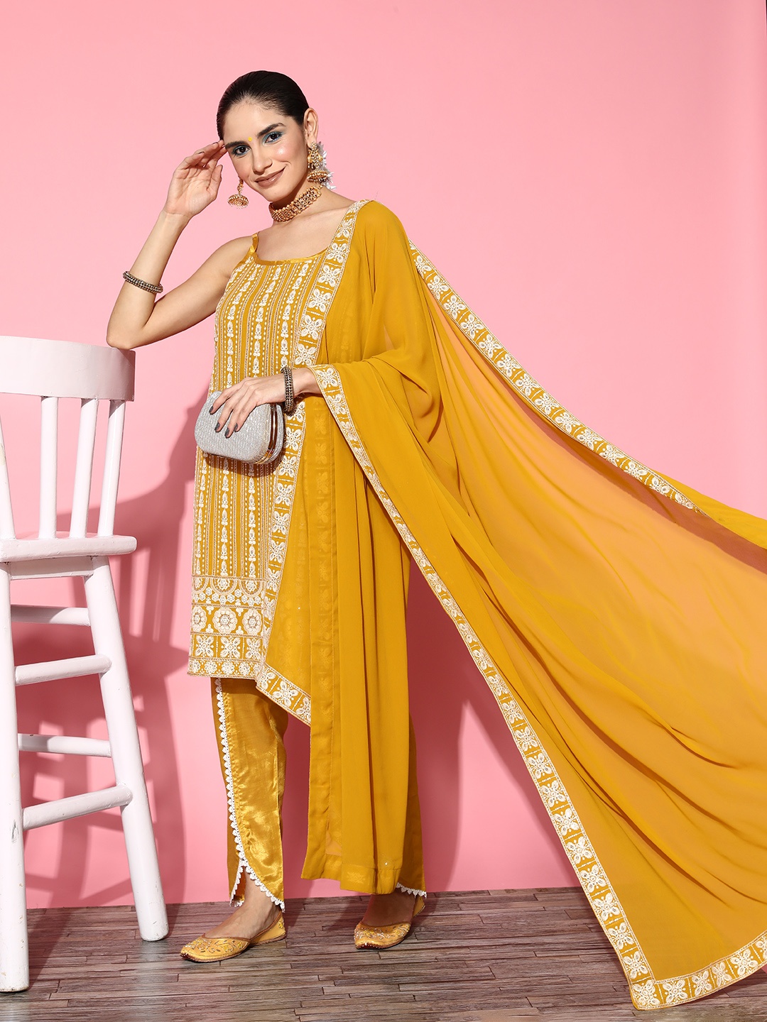 

Kvsfab Women Ethnic Motifs Poly Georgette Print Parade Kurta Set, Mustard