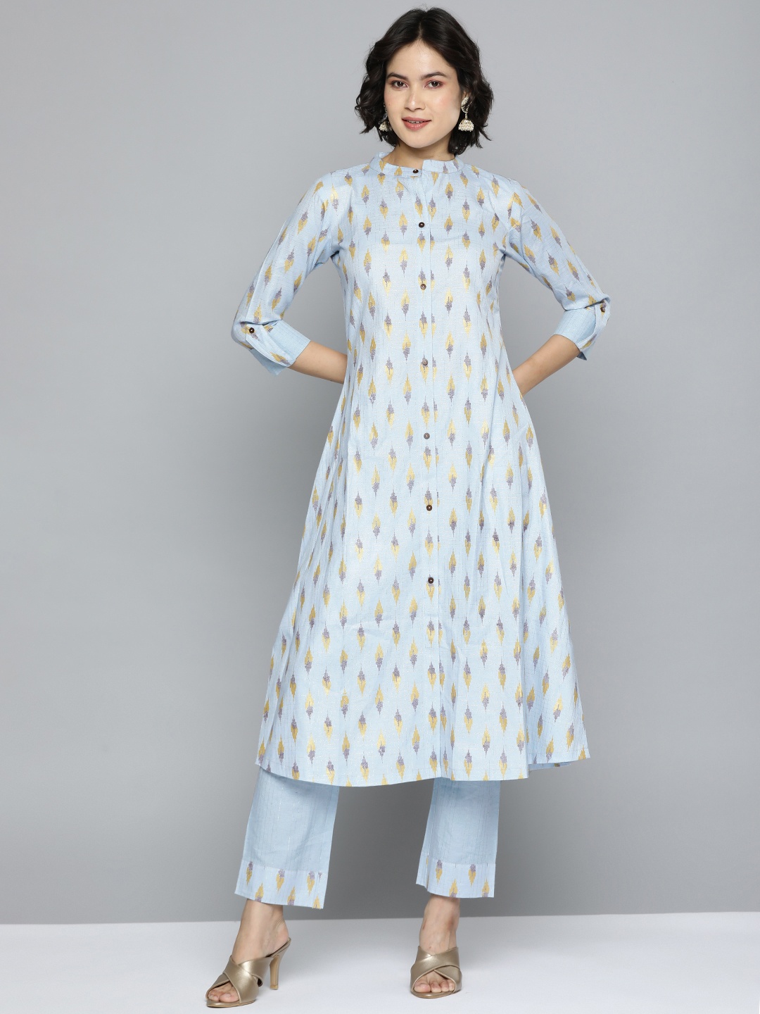 

Kvsfab Women Blue Ethnic Motifs Pleated Kurta with Trousers