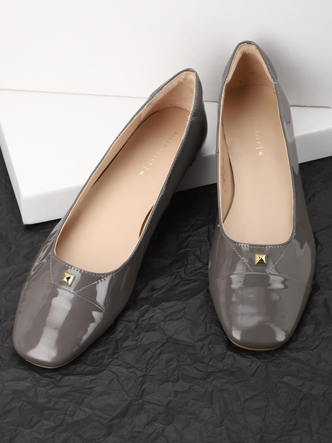 

Allen Solly Woman Women Grey Ballerinas with Bows Flats
