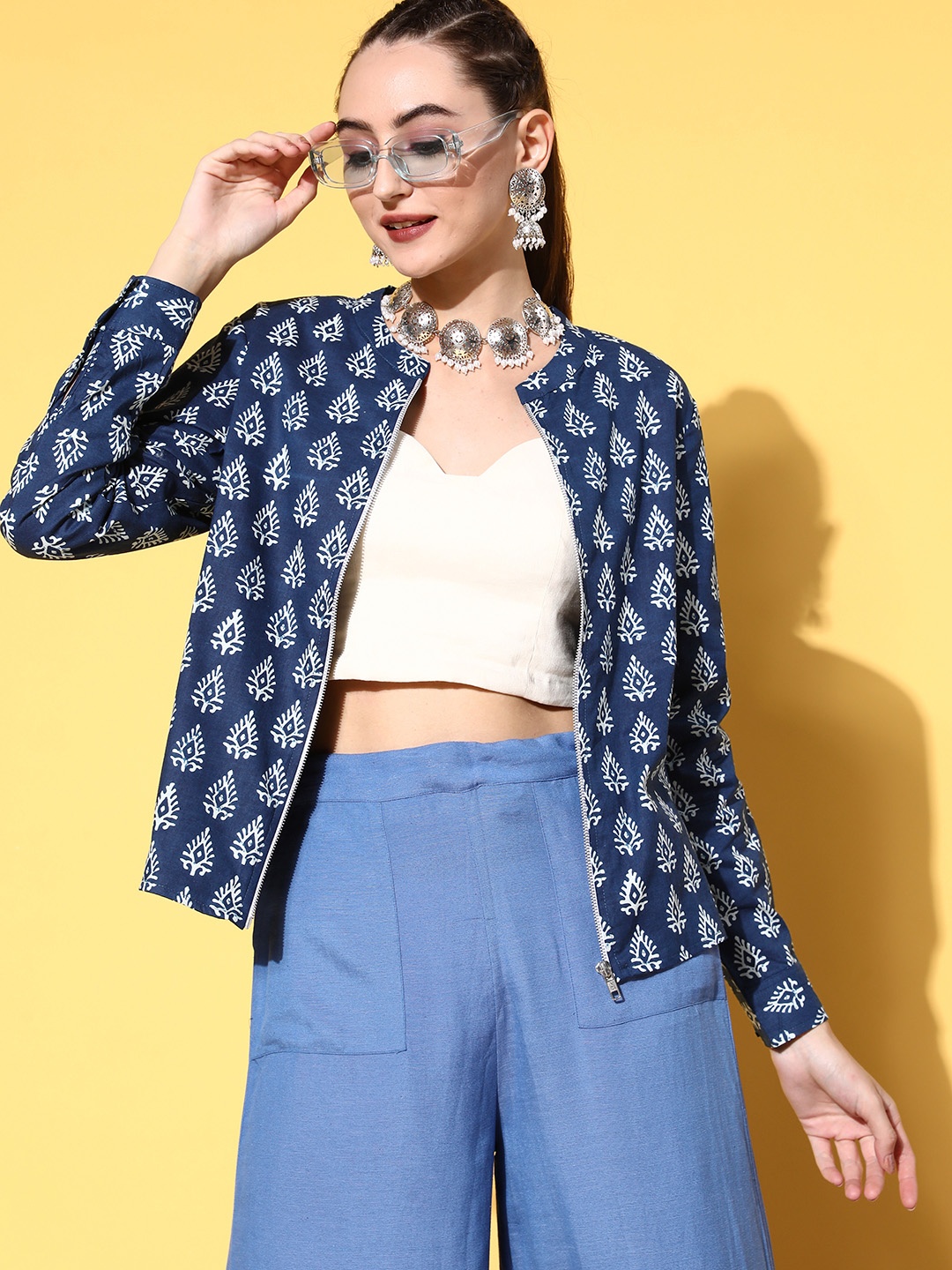

HERE&NOW Women Blue & White Printed Pure Cotton Tailored Ethnic Jacket