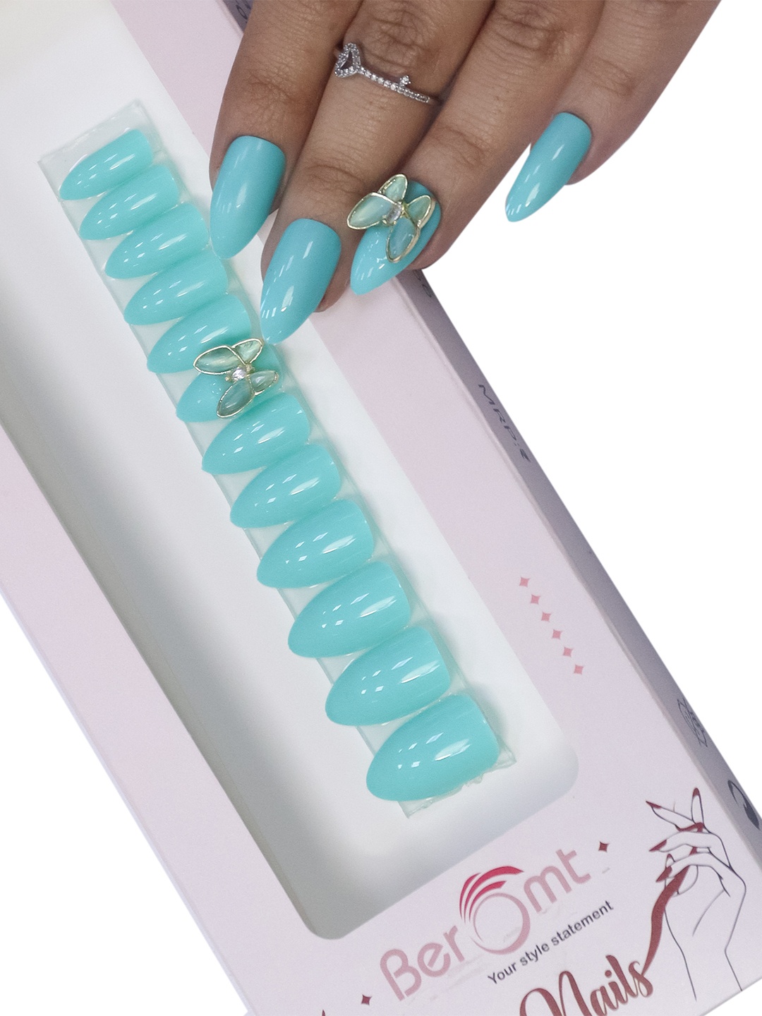 

BEROMT Salon Finish Butterfly Charm Press-On False Nail Tips Kit - Shade BFNC21BFC, Blue