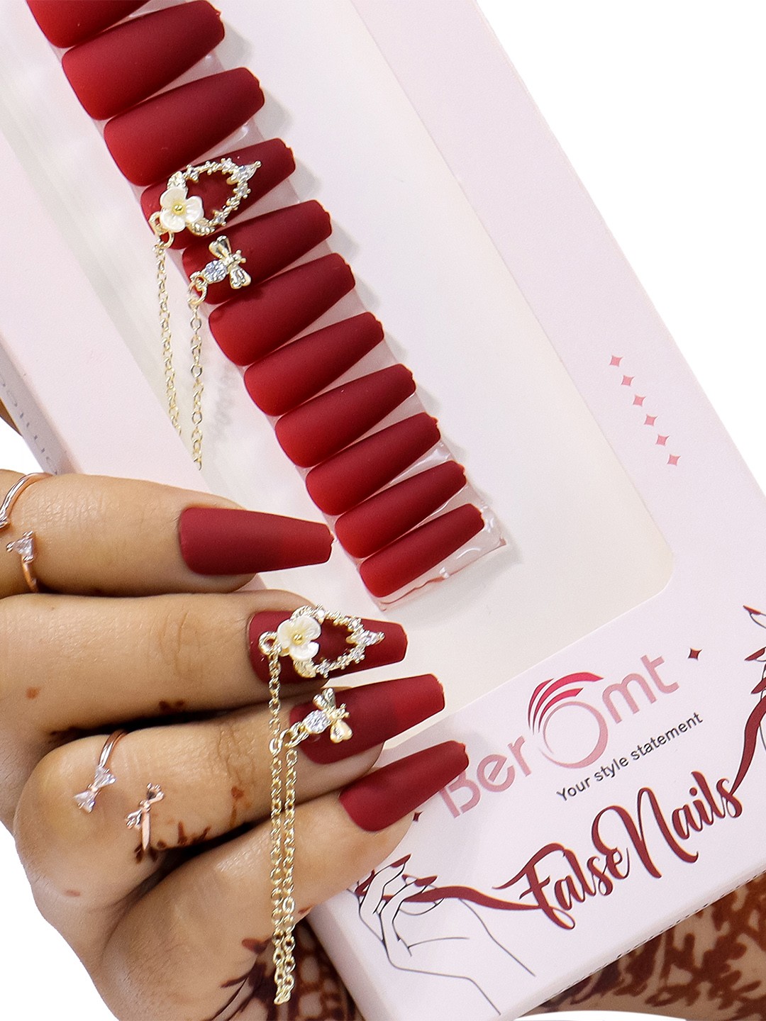 

BEROMT 12 Pcs Long-Lasting Reusable Lightweight Salon Finish Press on Nail Tips - 05, Maroon