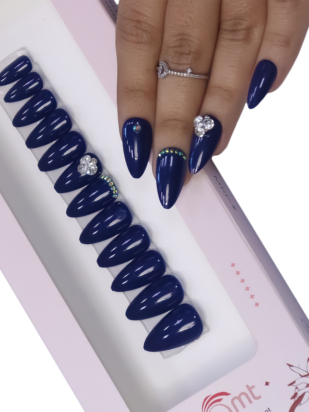 

BEROMT 12 Pieces Unique Charm Salon Finish Press on Nails Set - Shade 14, Blue