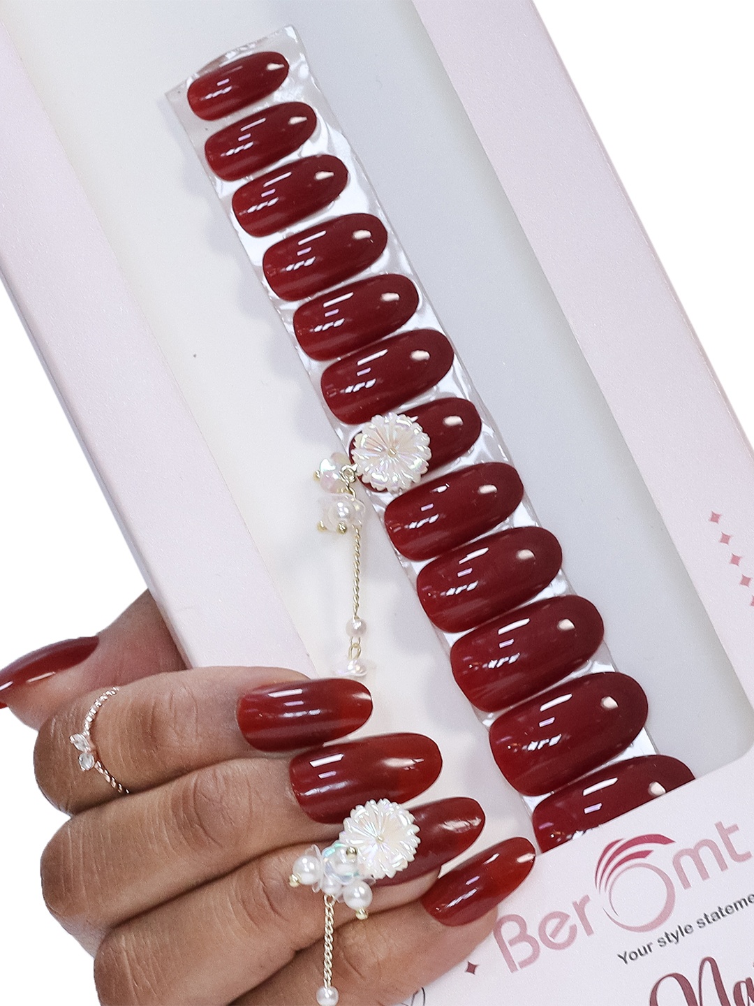 

BEROMT 12 Pcs Long-Lasting Reusable Lightweight Salon Finish Press on Nail Tips-04, Maroon