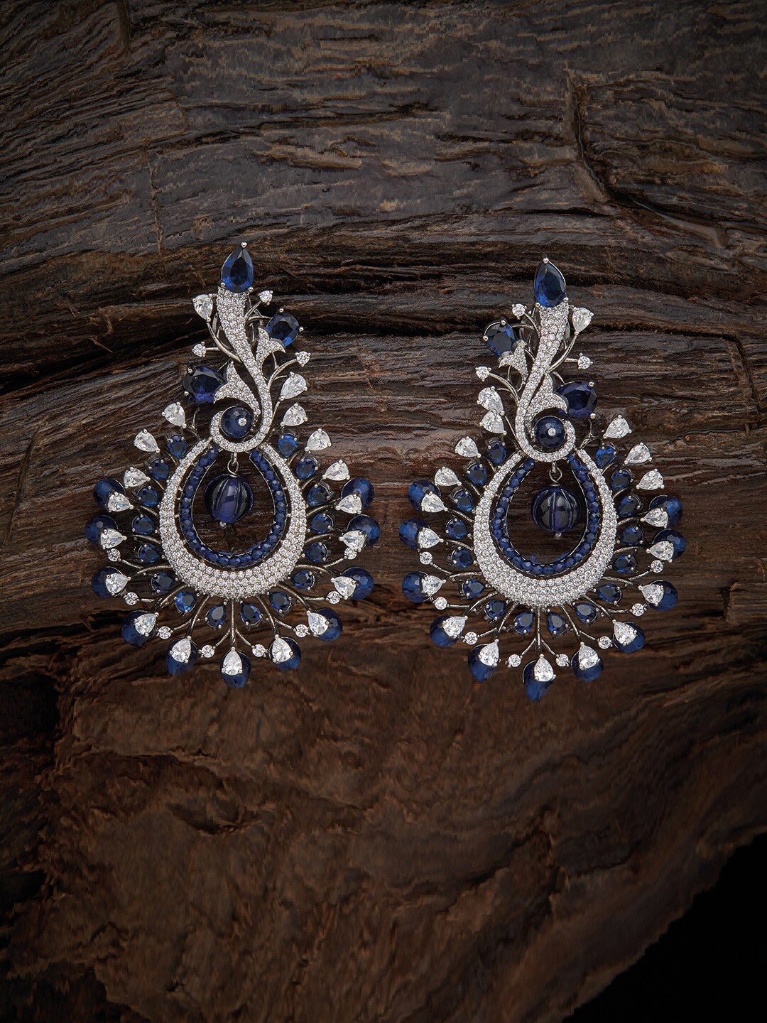 

Kushal's Fashion Jewellery Blue Floral Studs Earrings