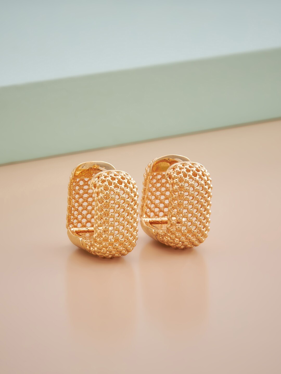 

Kushal's Fashion Jewellery Contemporary Studs Earrings, Na