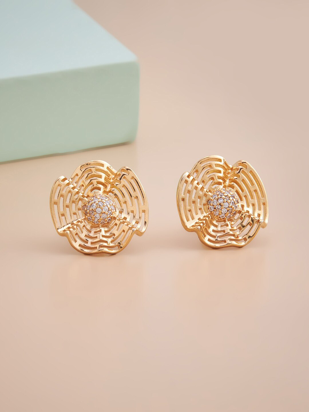 

Kushal's Fashion Jewellery White Floral Studs Earrings