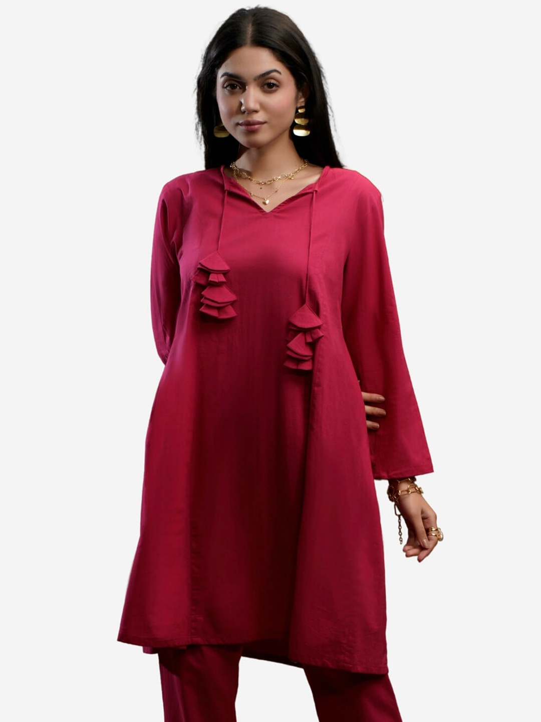 

Alaya By Stage3 Women Pink & rosewood Flared Sleeves Thread Work Kurta