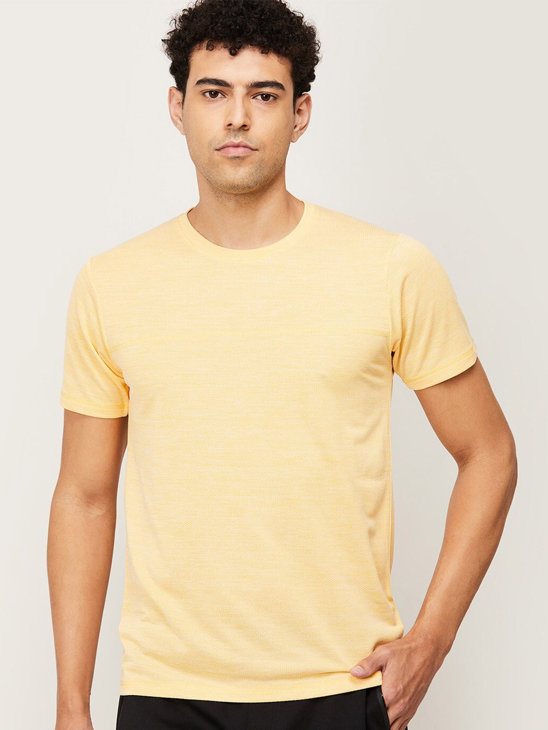 

Fame Forever by Lifestyle Men Yellow T-shirt