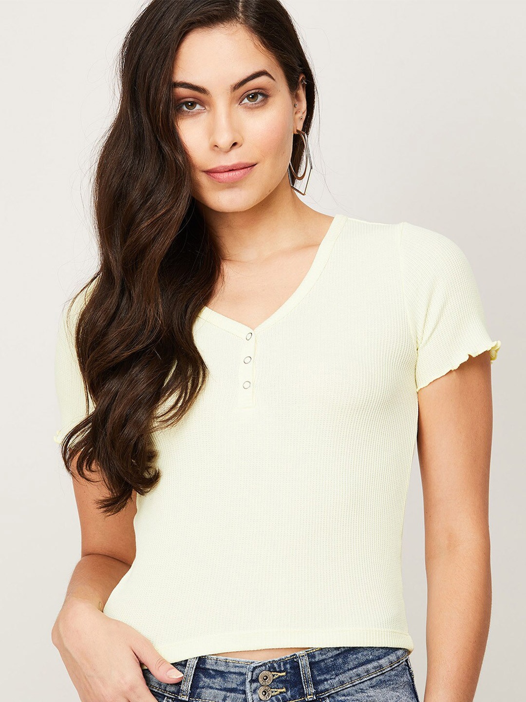 

Ginger by Lifestyle Women Yellow Solid Crop Top
