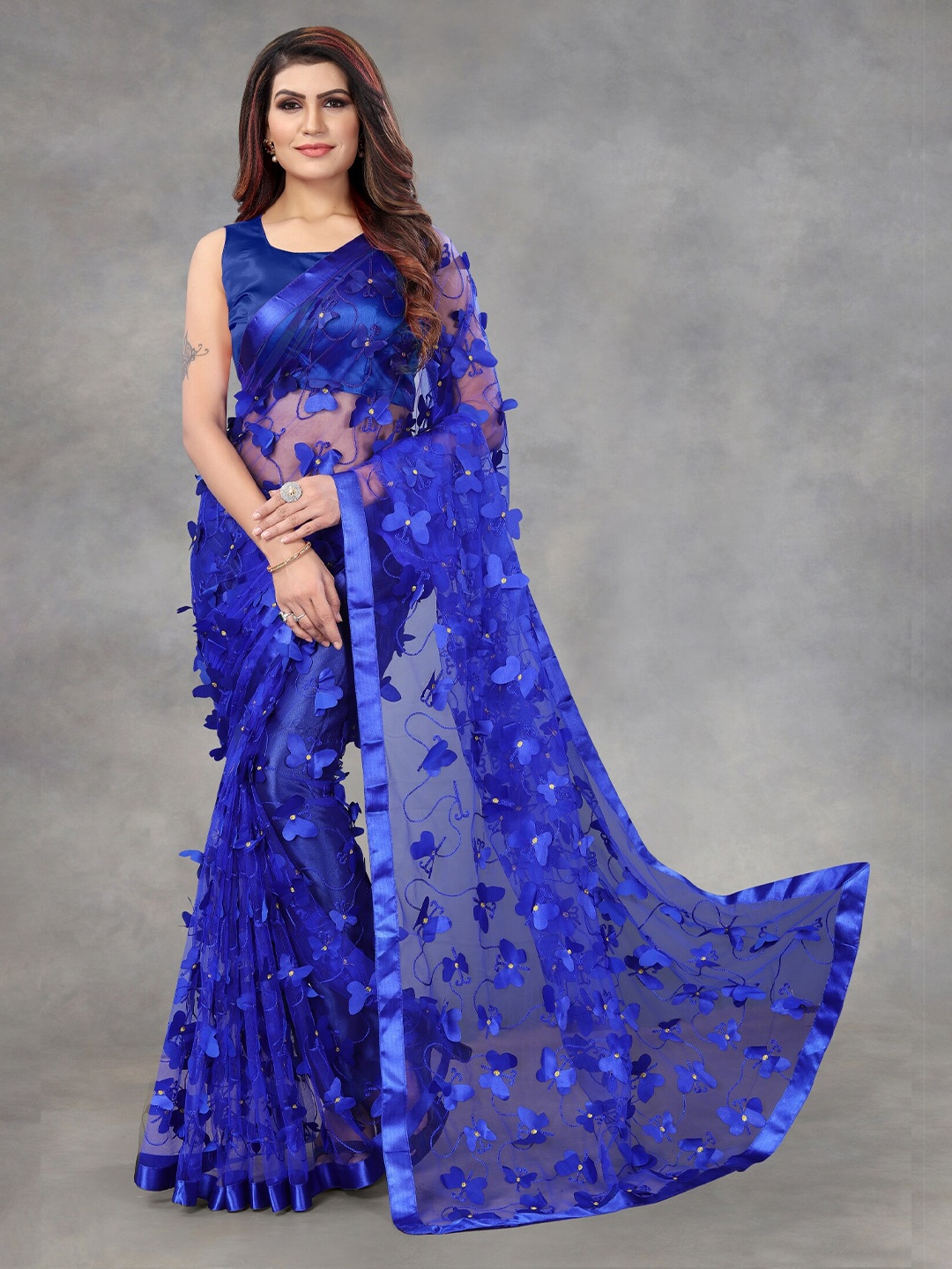 

APNISHA Blue & Silver-Toned Ethnic Motifs Embroidered Net Saree