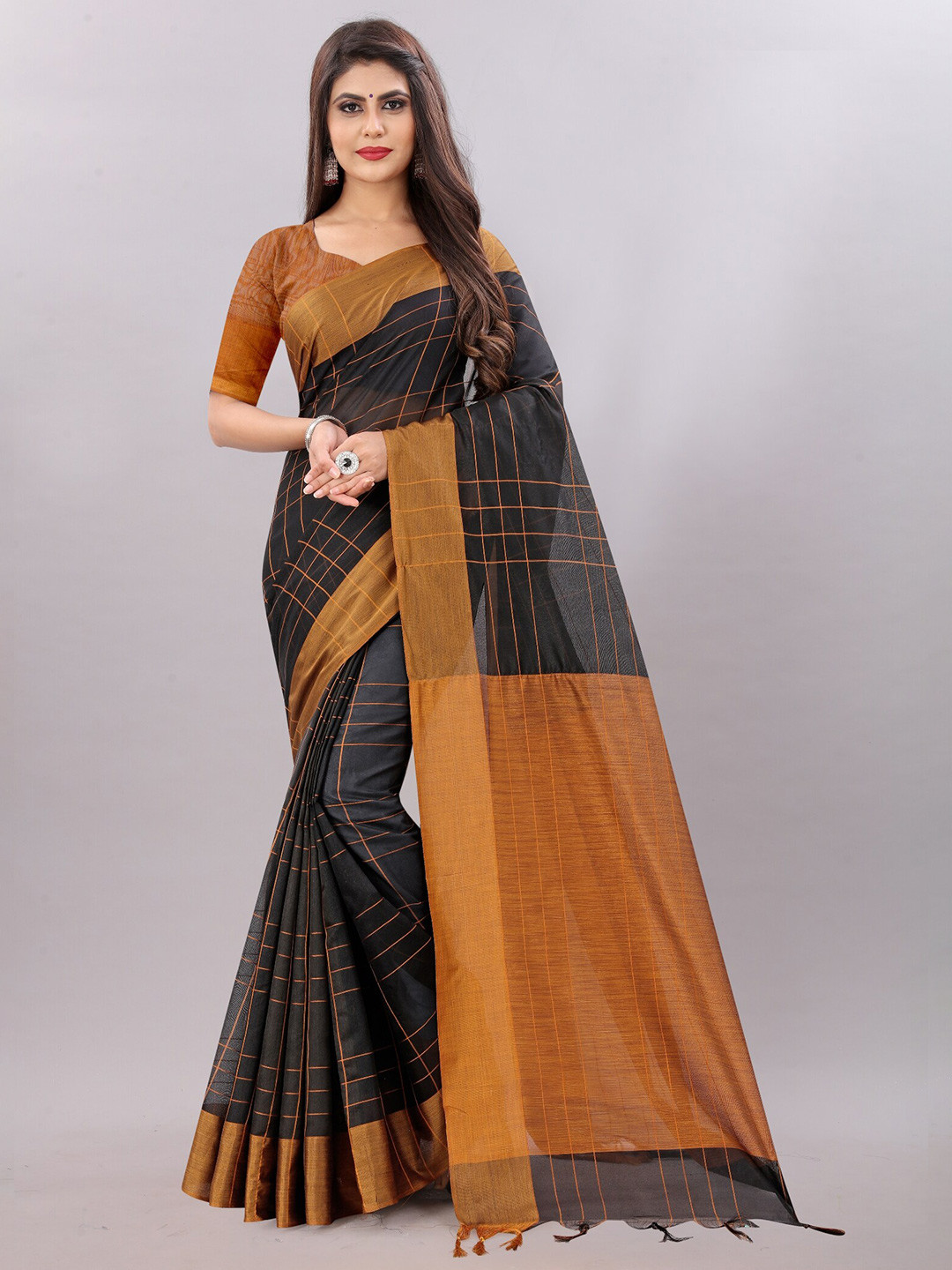 

APNISHA Black & Brown Checked Pure Cotton Saree