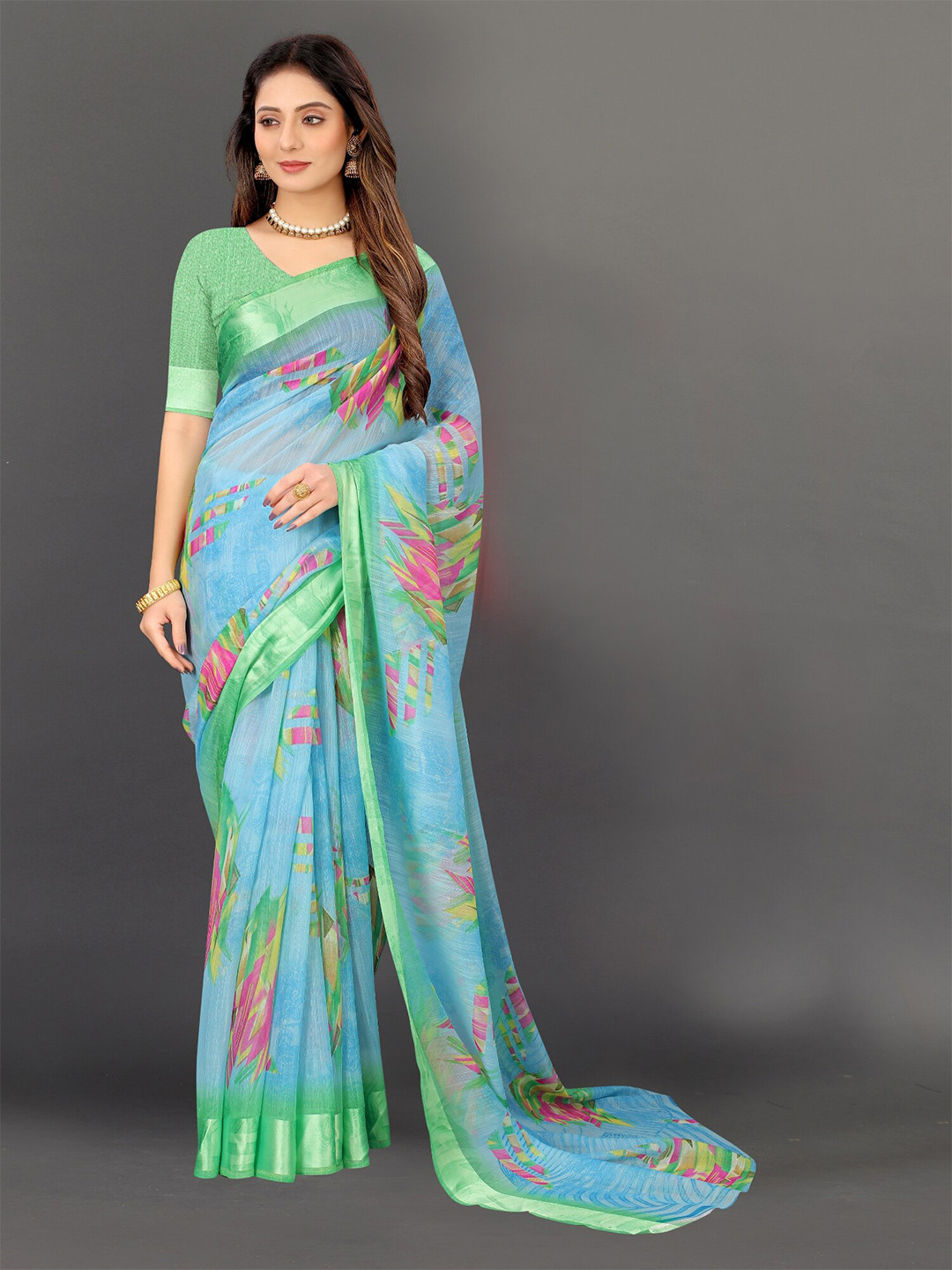 

APNISHA Blue & Lime Green Floral Saree