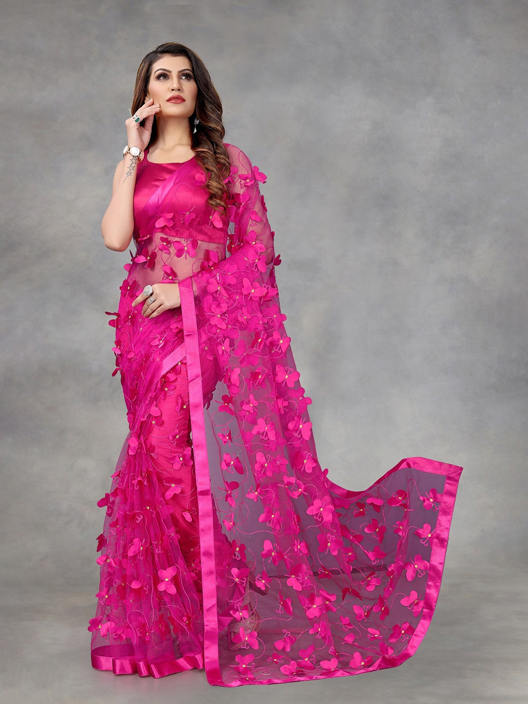 

APNISHA Pink Floral Embroidered Net Saree