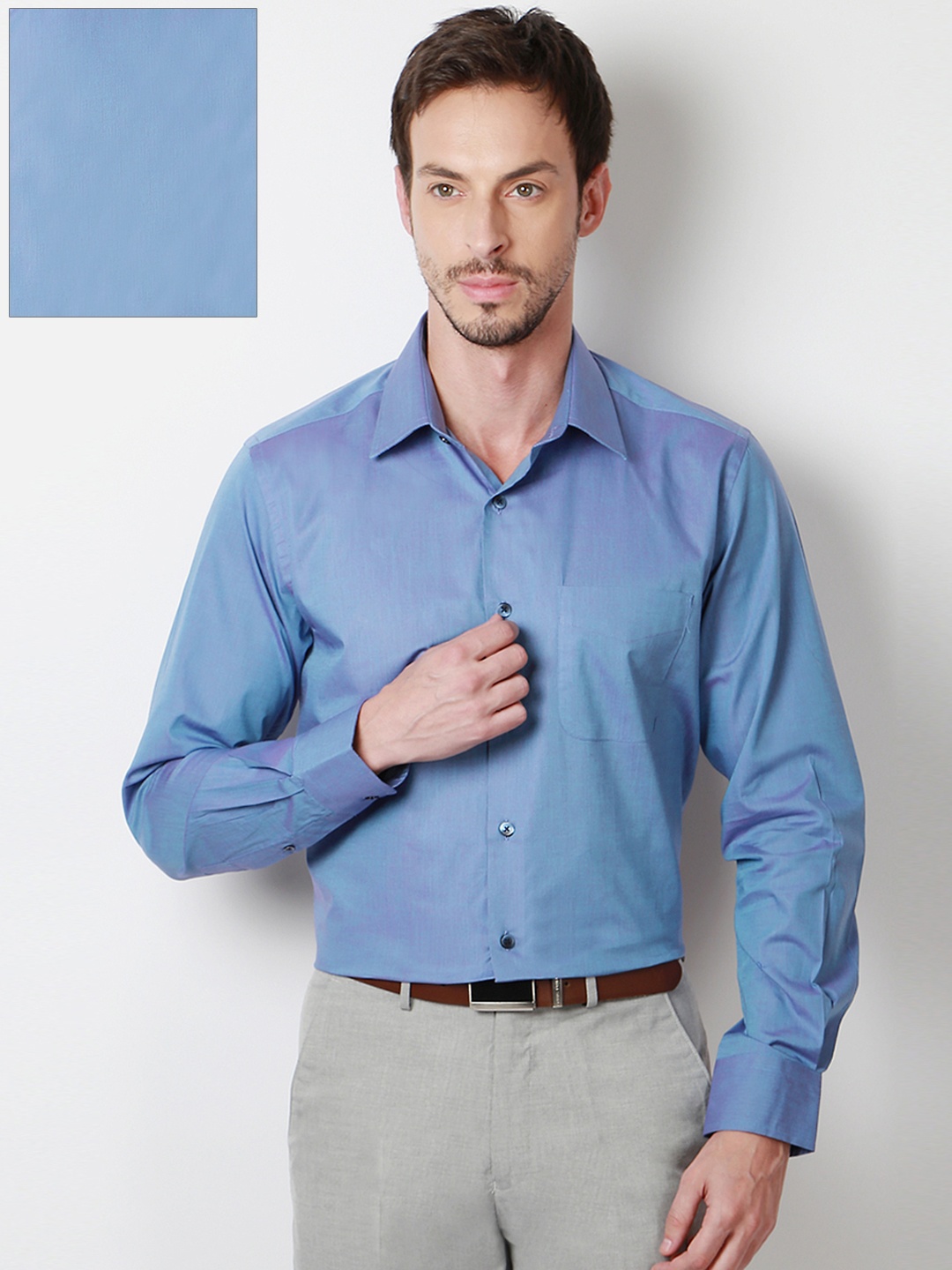 

Peter England Men Blue Classic Regular Fit Solid Formal Shirt