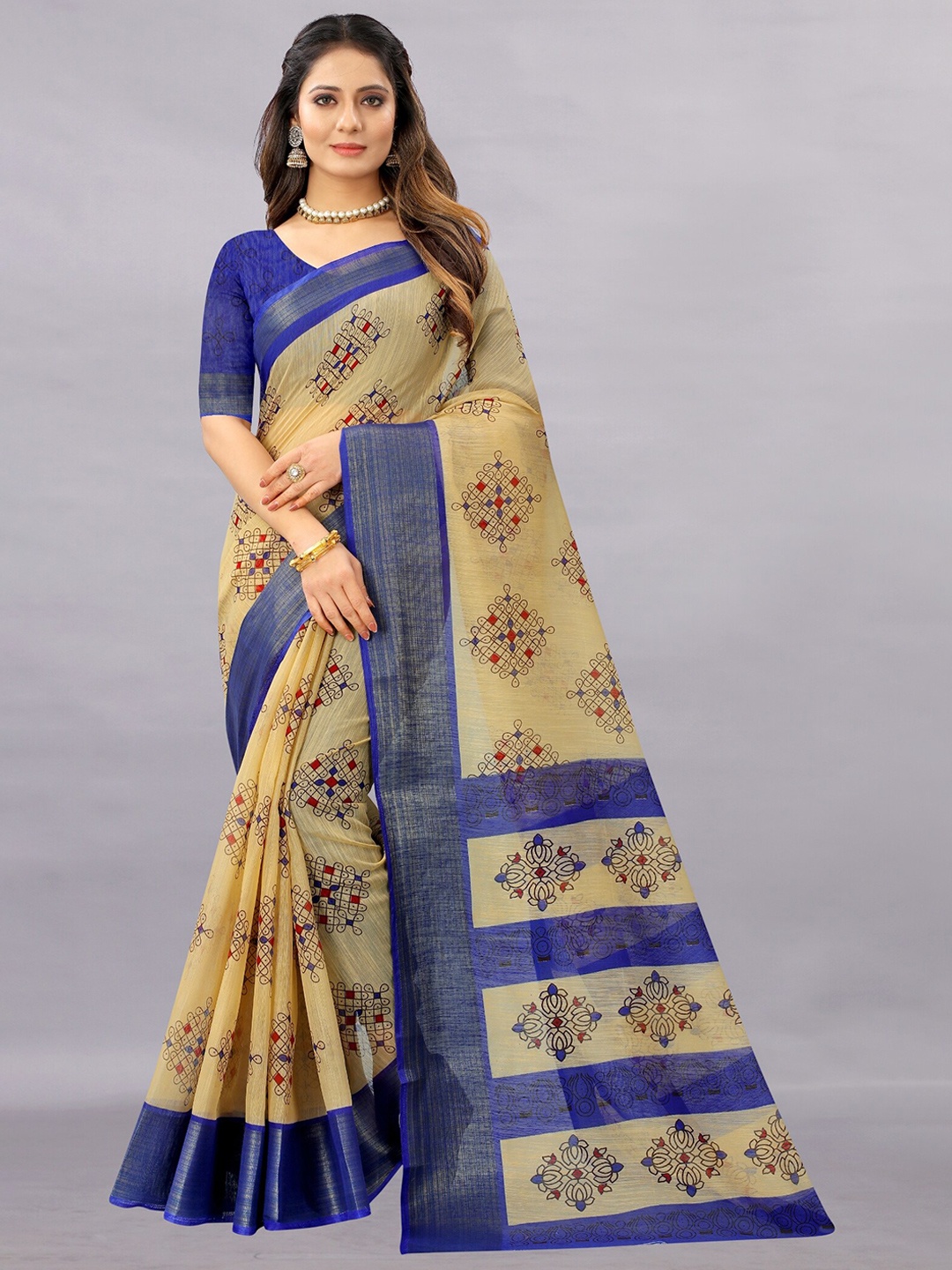 

APNISHA Blue & Red Ethnic Motifs Pure Cotton Saree