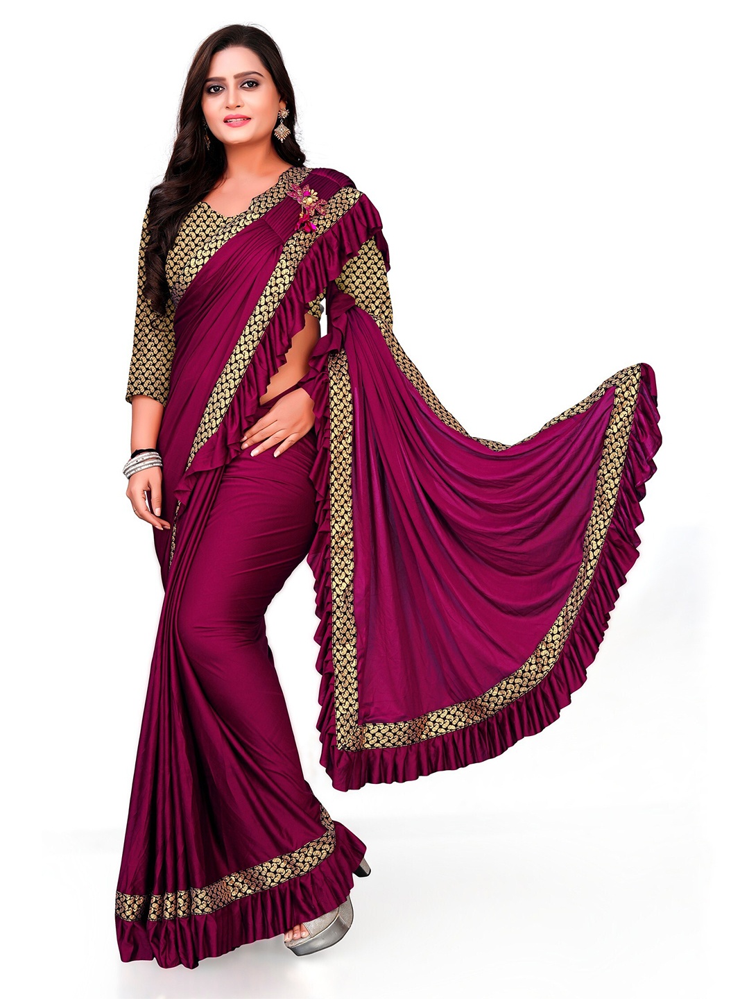 

APNISHA Purple & Gold-Toned Saree