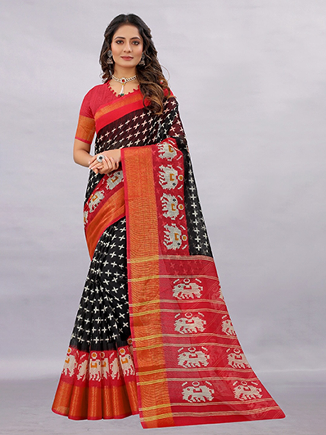 

APNISHA Black & Red Ethnic Motifs Pure Cotton Saree