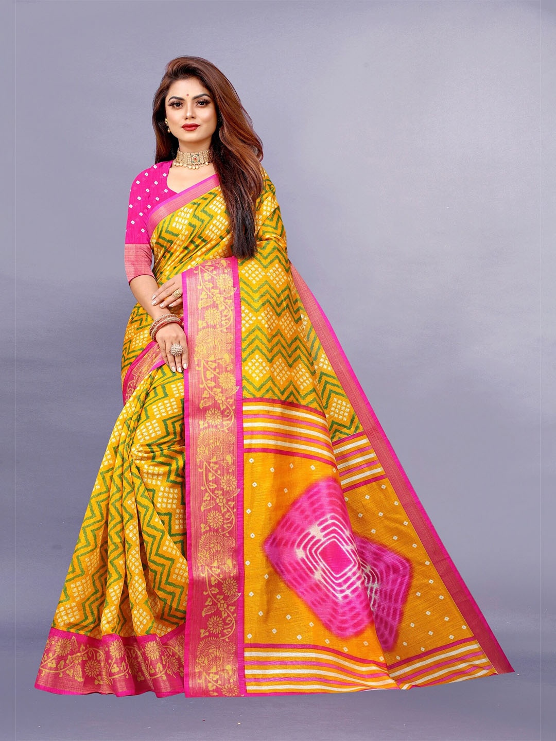 

APNISHA Yellow & Pink Zari Pure Cotton Saree