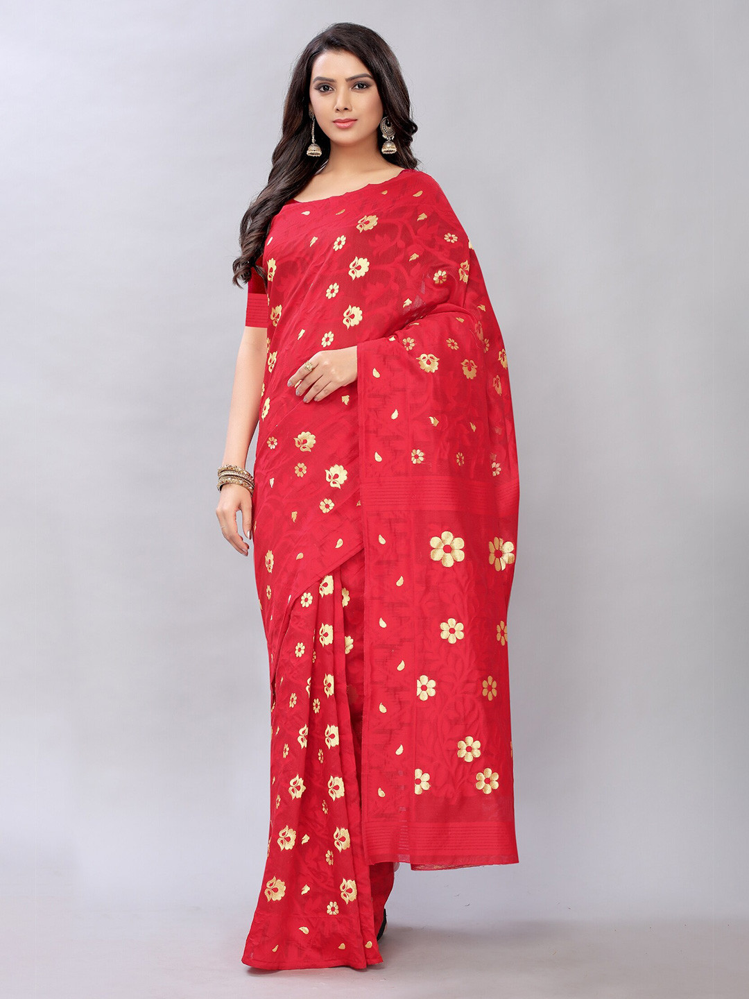 

APNISHA Red & Gold-Toned Floral Pure Cotton Saree
