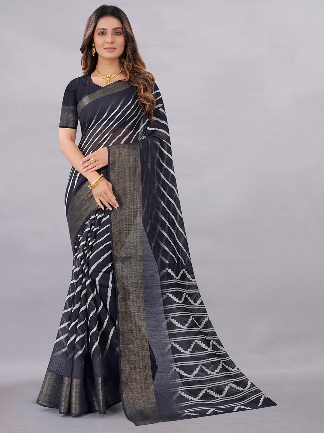 

APNISHA Navy Blue & White Striped Zari Pure Cotton Saree