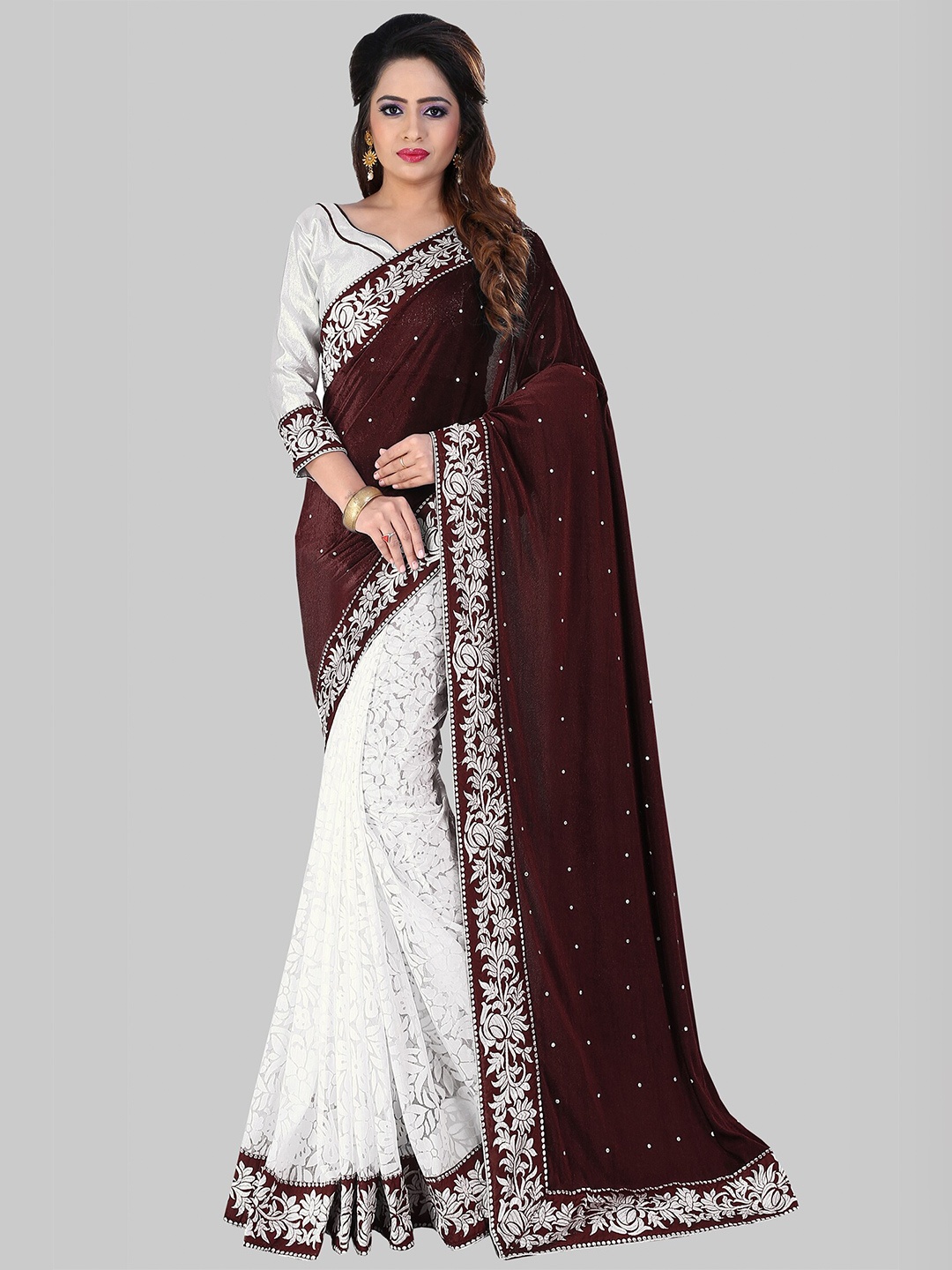 

APNISHA Brown & White Floral Velvet Saree
