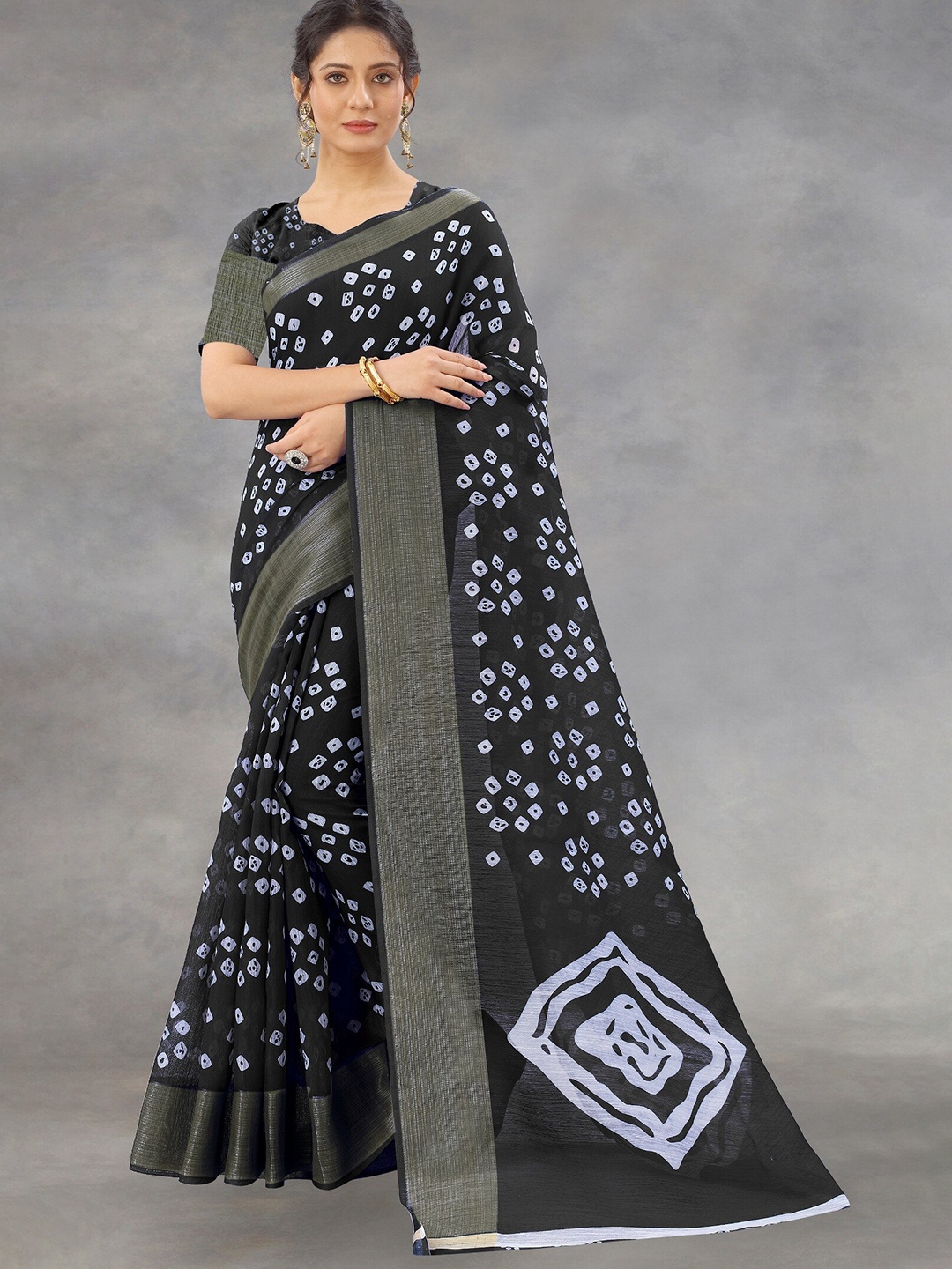 

APNISHA Black & White Bandhani Zari Pure Cotton Saree