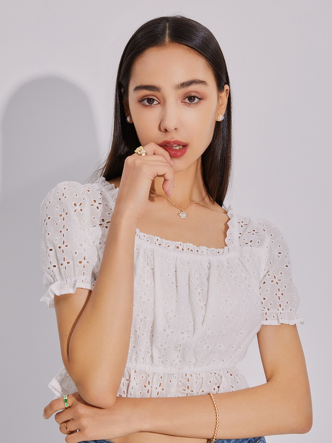 

URBANIC White Cinched Waist Crop Top