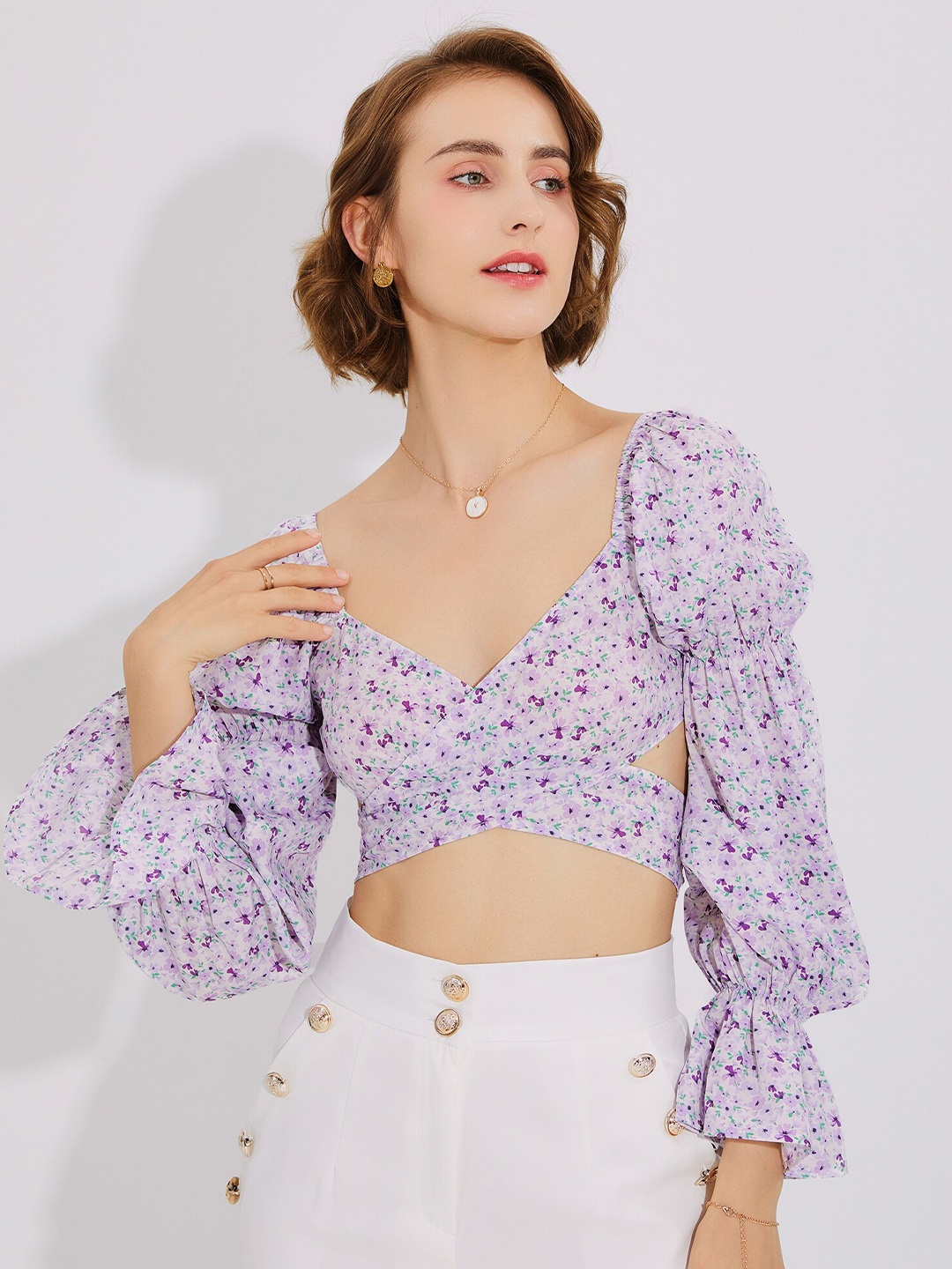 

URBANIC Purple & plein air Floral Print Blouson Top