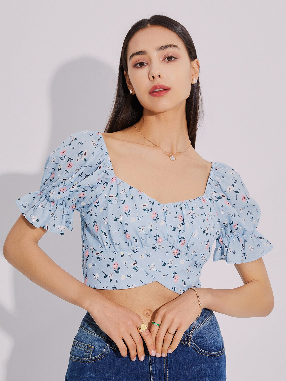 

URBANIC Blue Print Crop Top